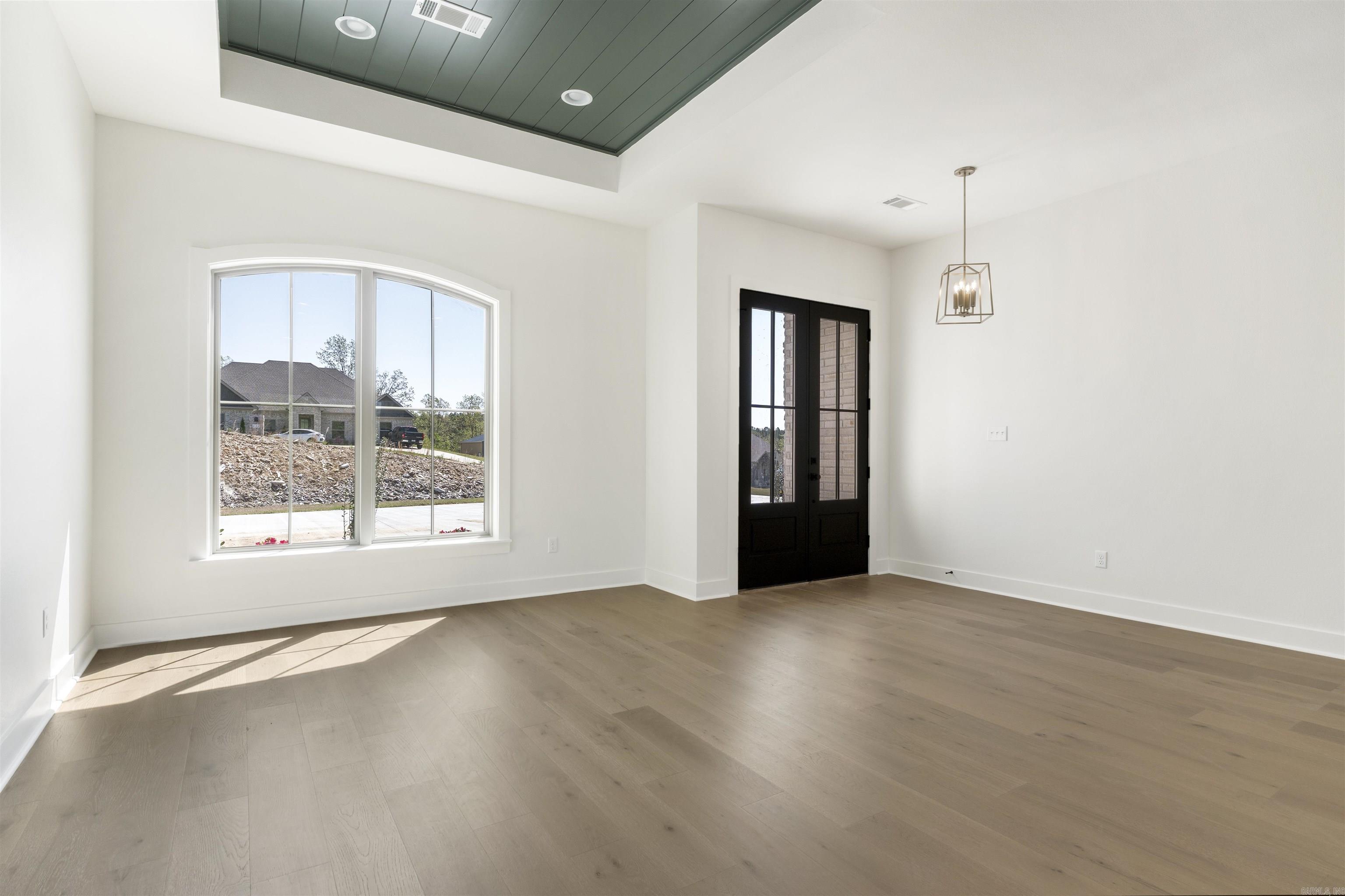 653  Glenwood Springs  Little Rock, AR