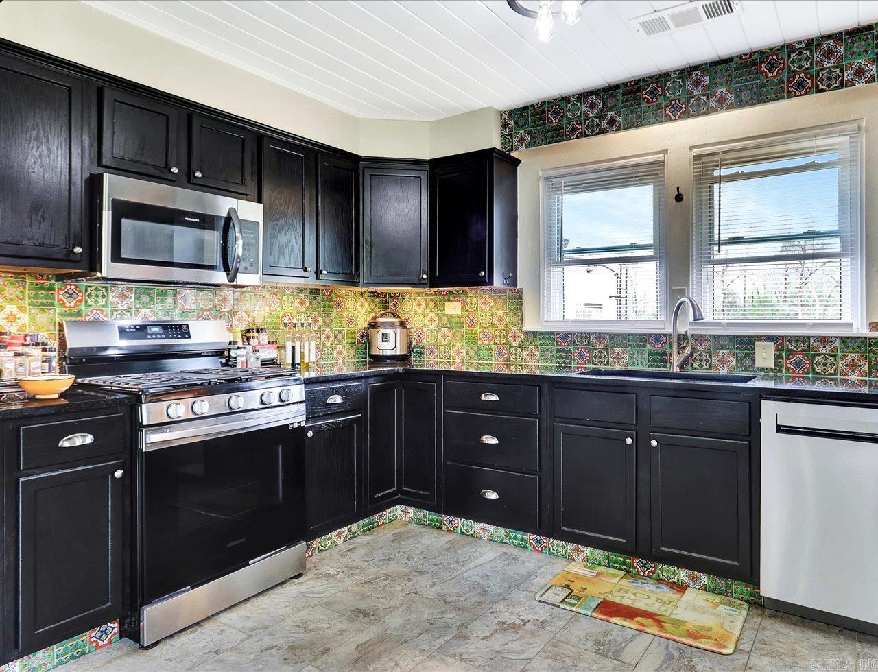 1360  Cedarglades Rd  Hot Springs, AR