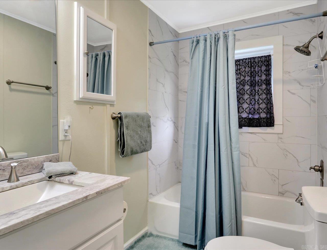 1360  Cedarglades Rd  Hot Springs, AR