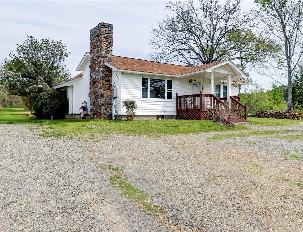1360  Cedarglades Rd  Hot Springs, AR
