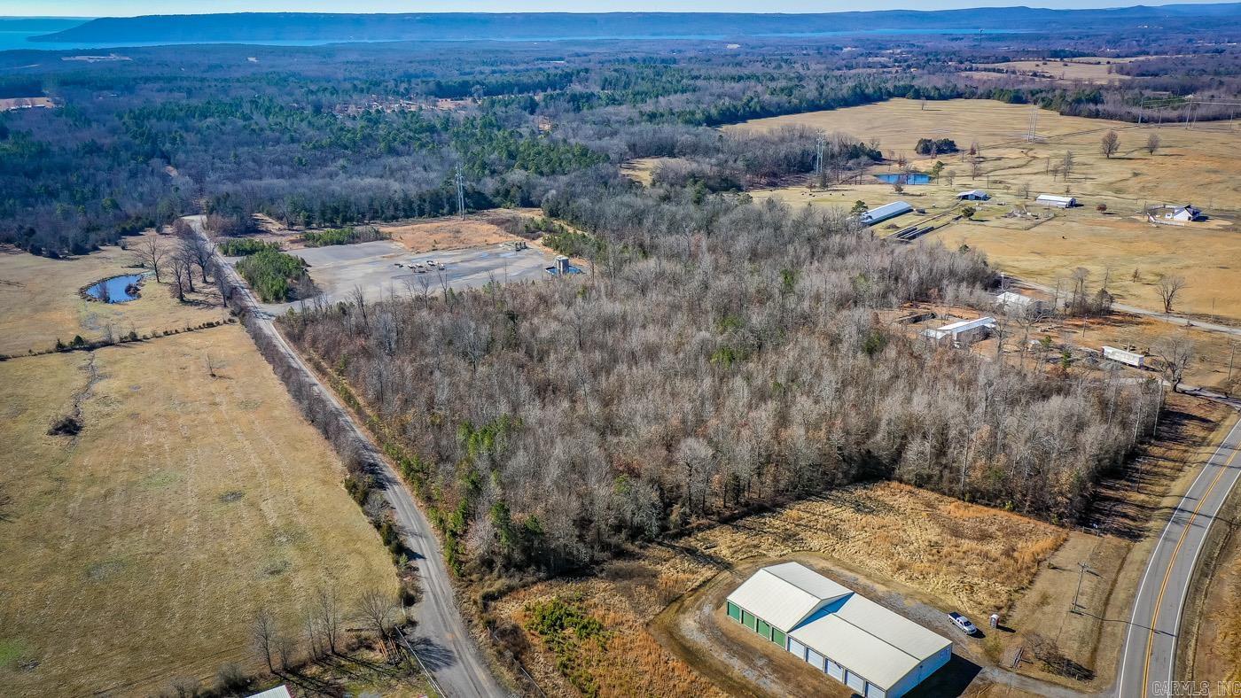 75 Fox Chase Rd. Greers Ferry, AR 72067