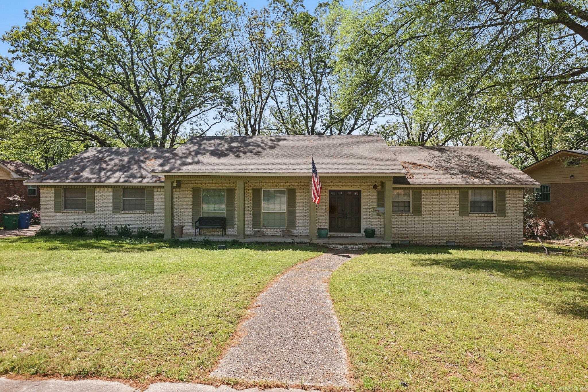 3809 Pope Avenue North Little Rock, AR 72116