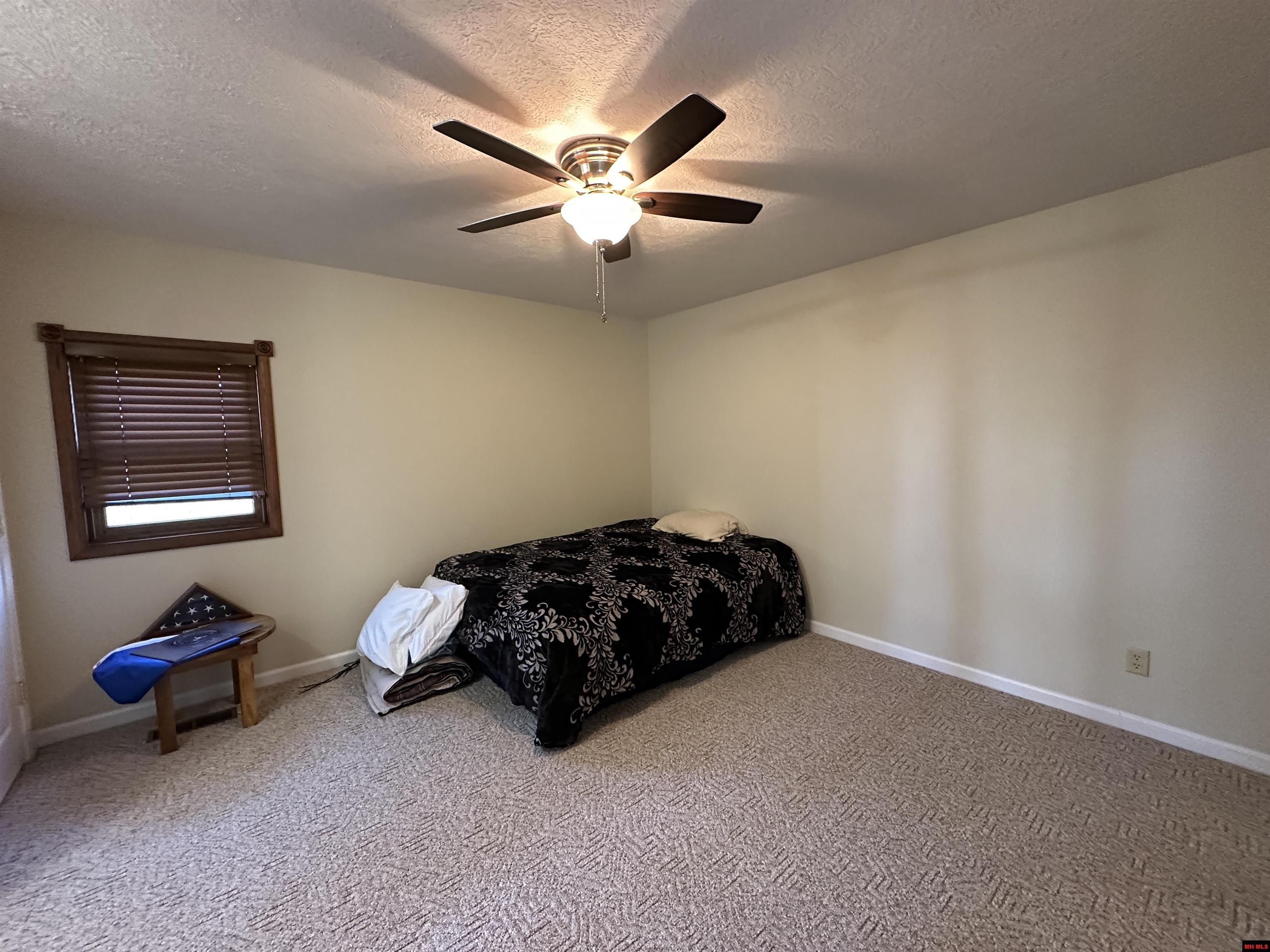 13534  MC 8001  Yellville, AR