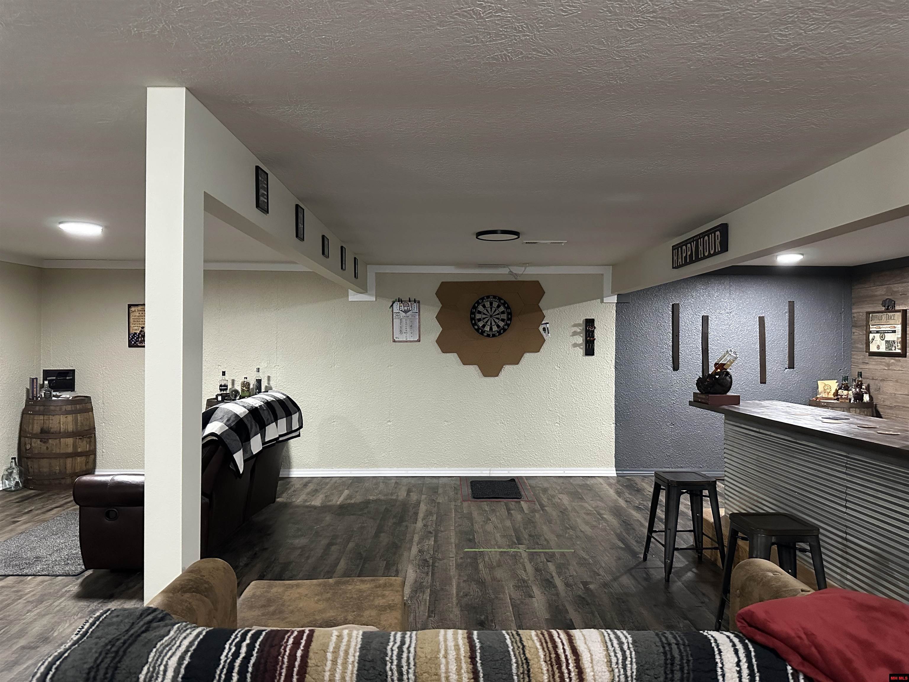 13534  MC 8001  Yellville, AR