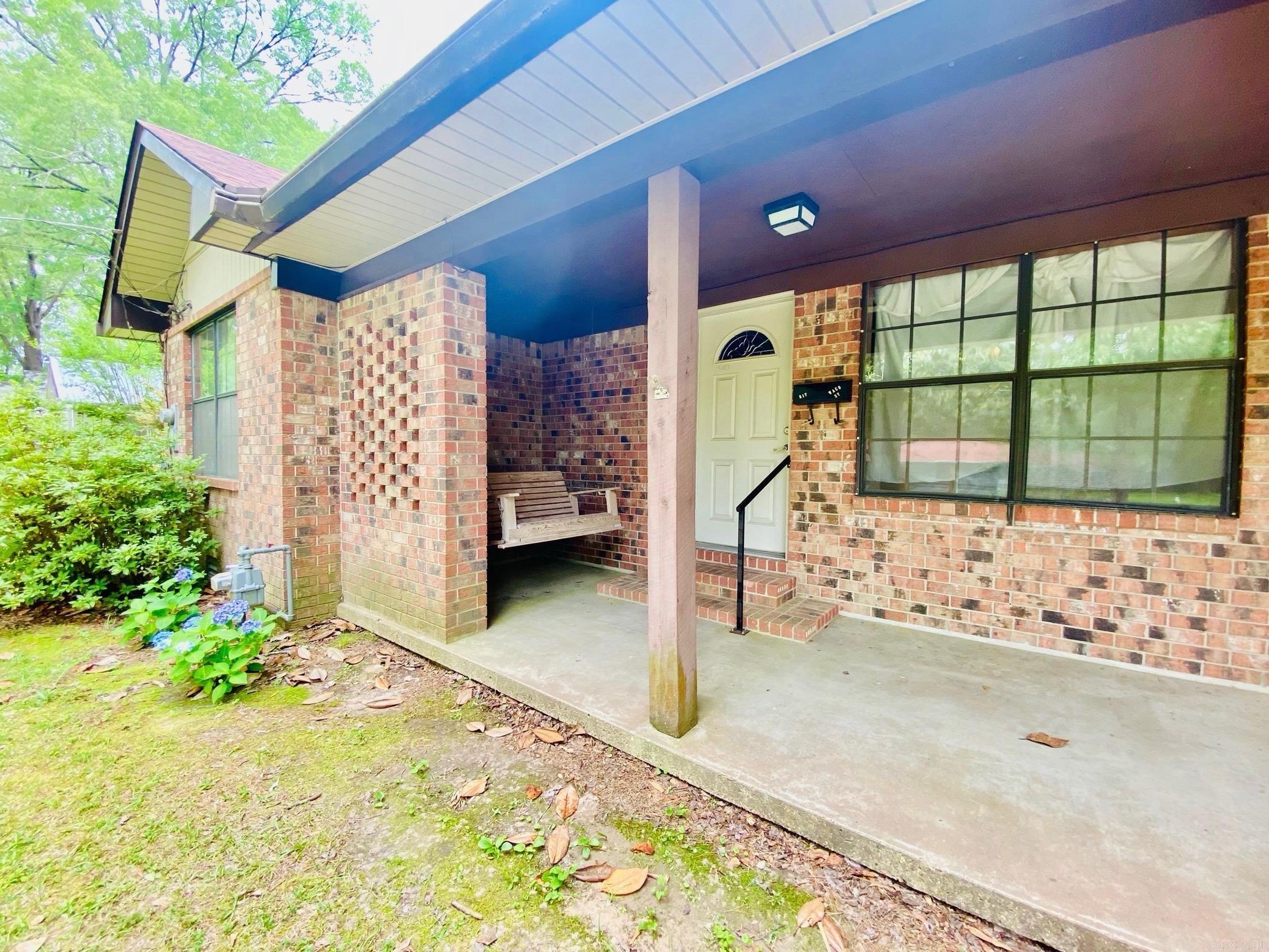 817  Waco St  Camden, AR