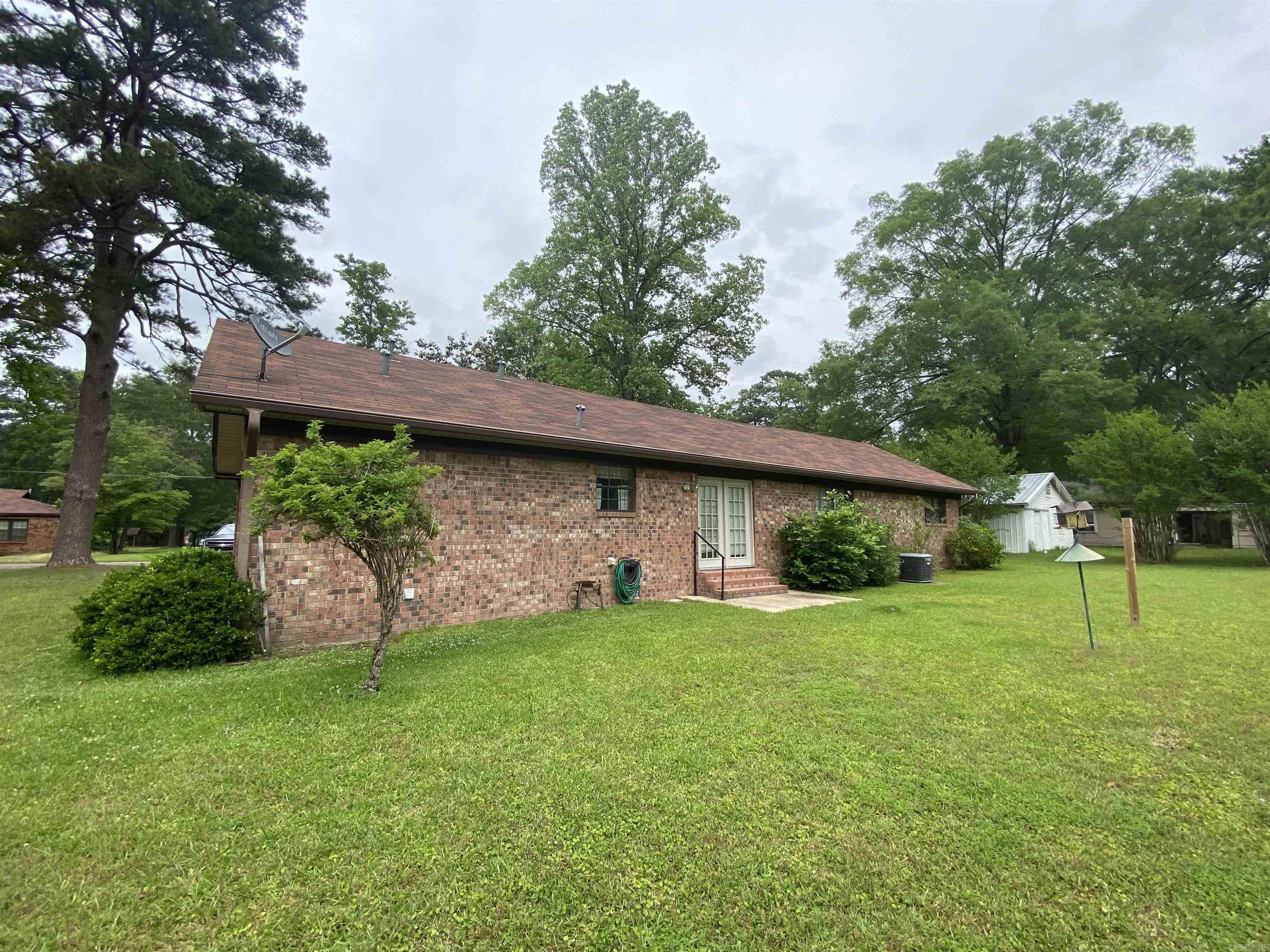 817  Waco St  Camden, AR