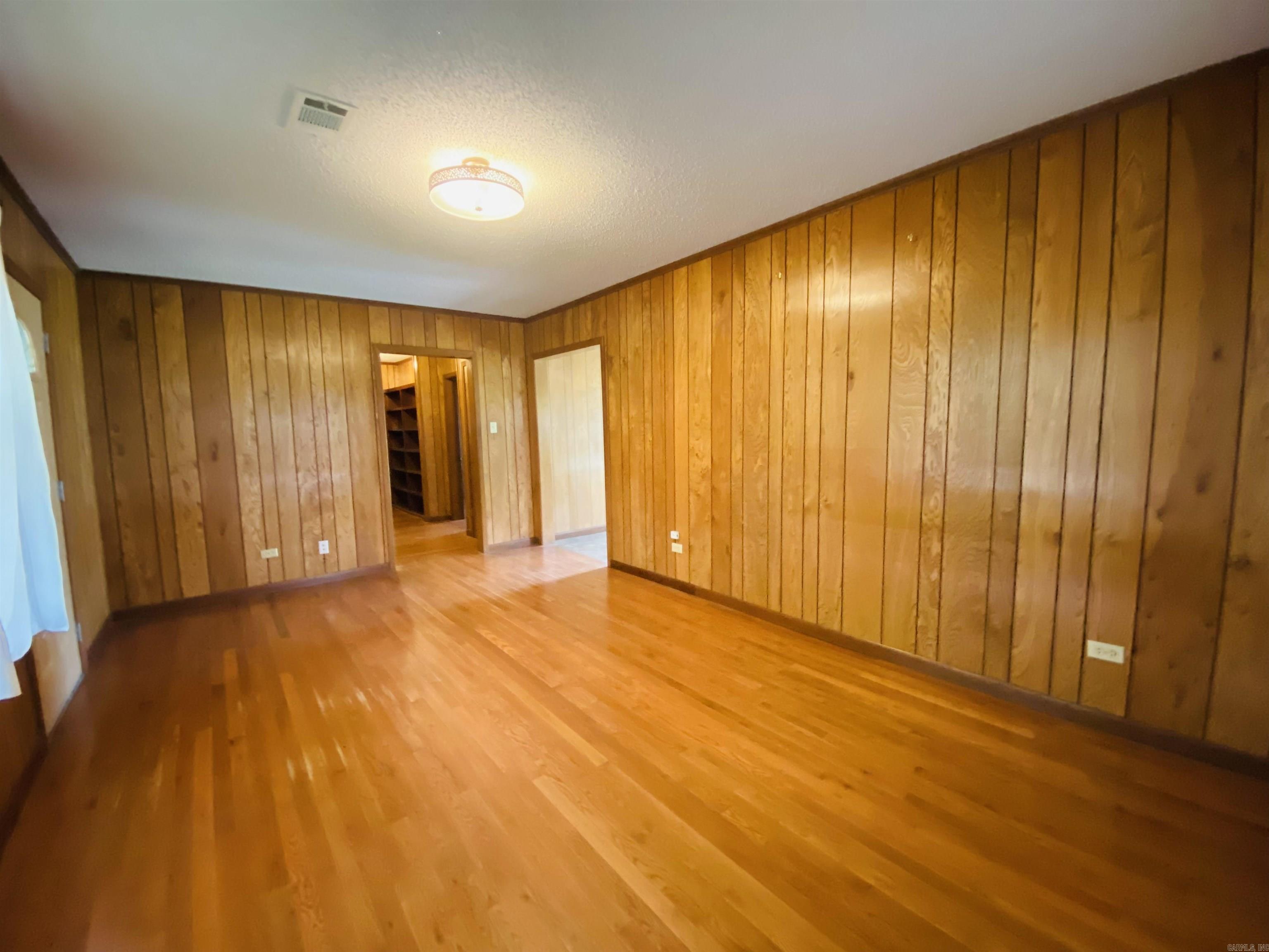 817  Waco St  Camden, AR