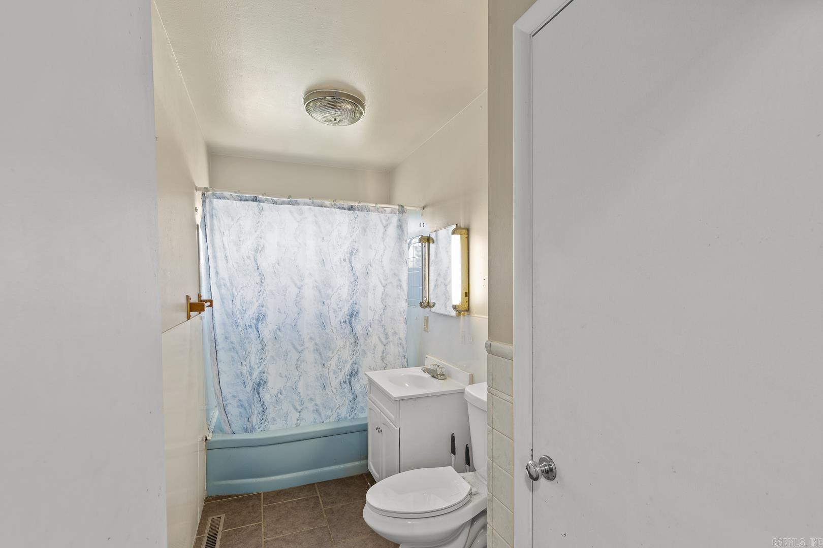 1803  Sutherland  Mena, AR