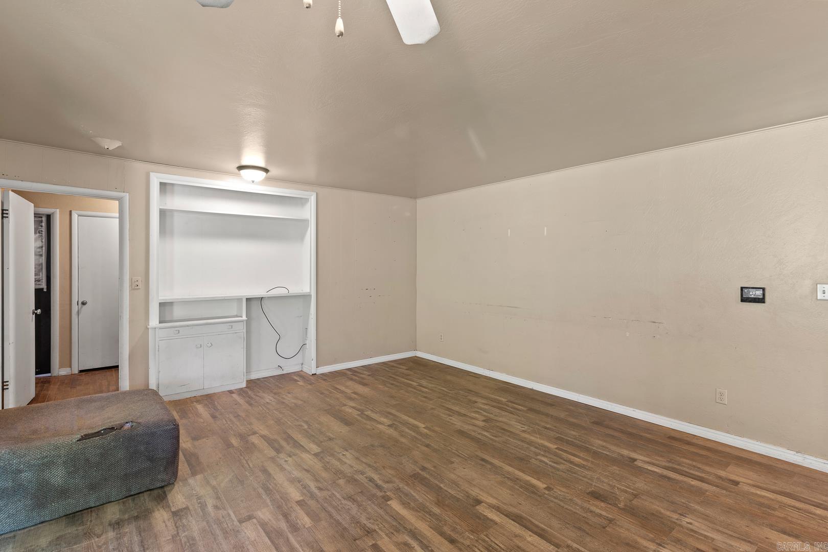 1803  Sutherland  Mena, AR