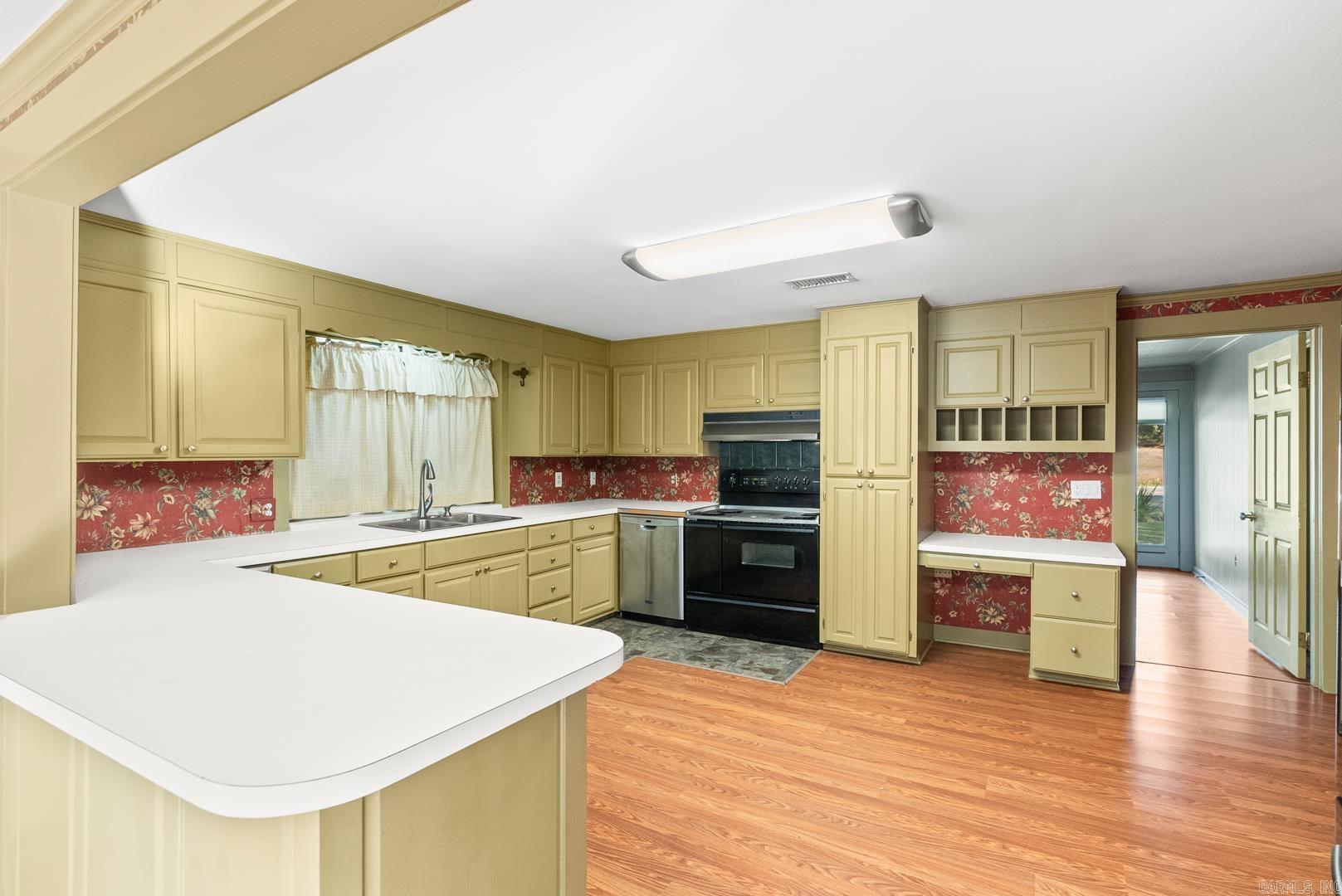 2045  Old Morrilton Highway  Conway, AR