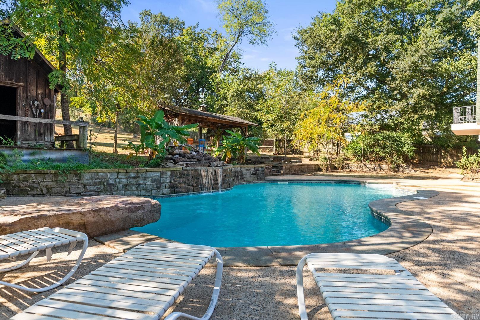 2045  Old Morrilton Highway  Conway, AR
