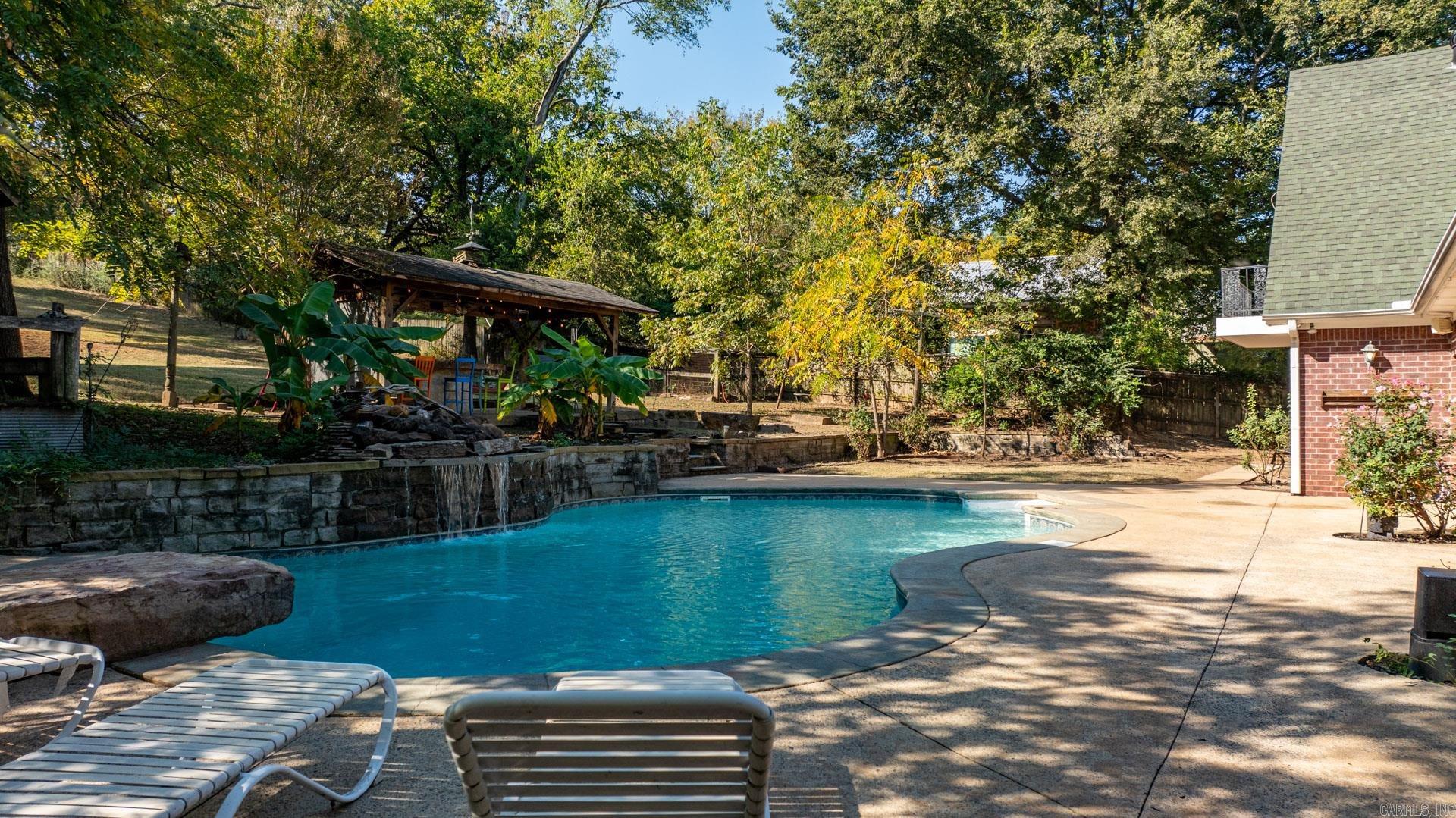 2045  Old Morrilton Highway  Conway, AR