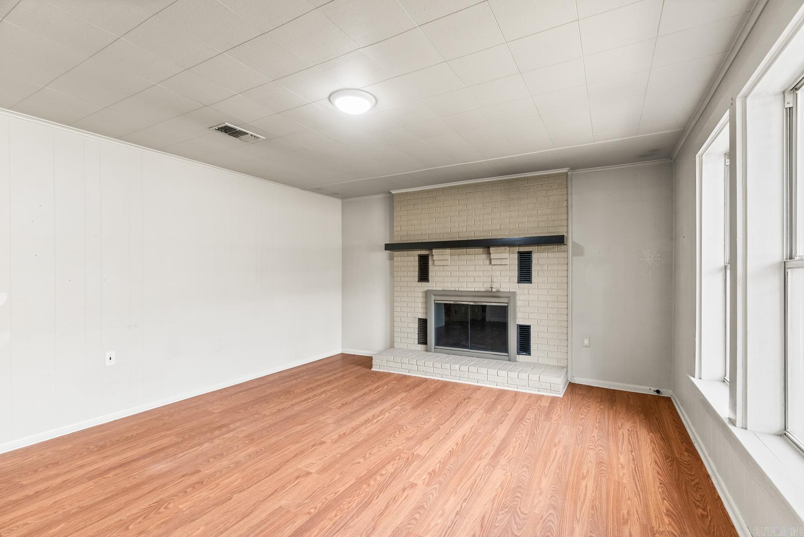 2045  Old Morrilton Highway  Conway, AR