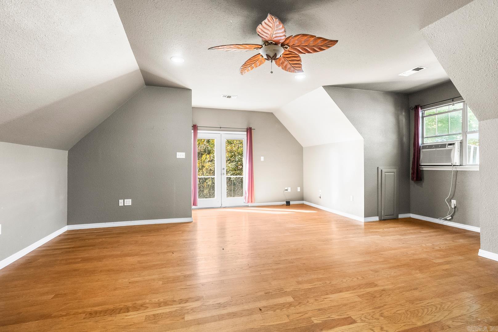2045  Old Morrilton Highway  Conway, AR