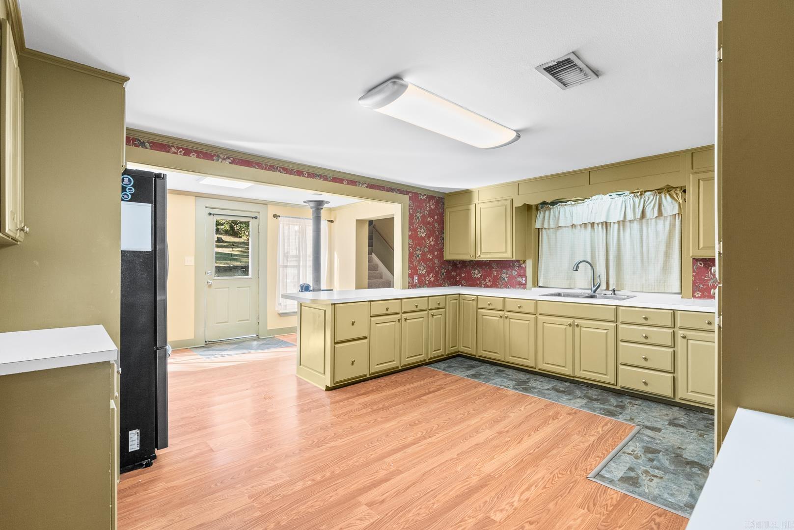 2045  Old Morrilton Highway  Conway, AR