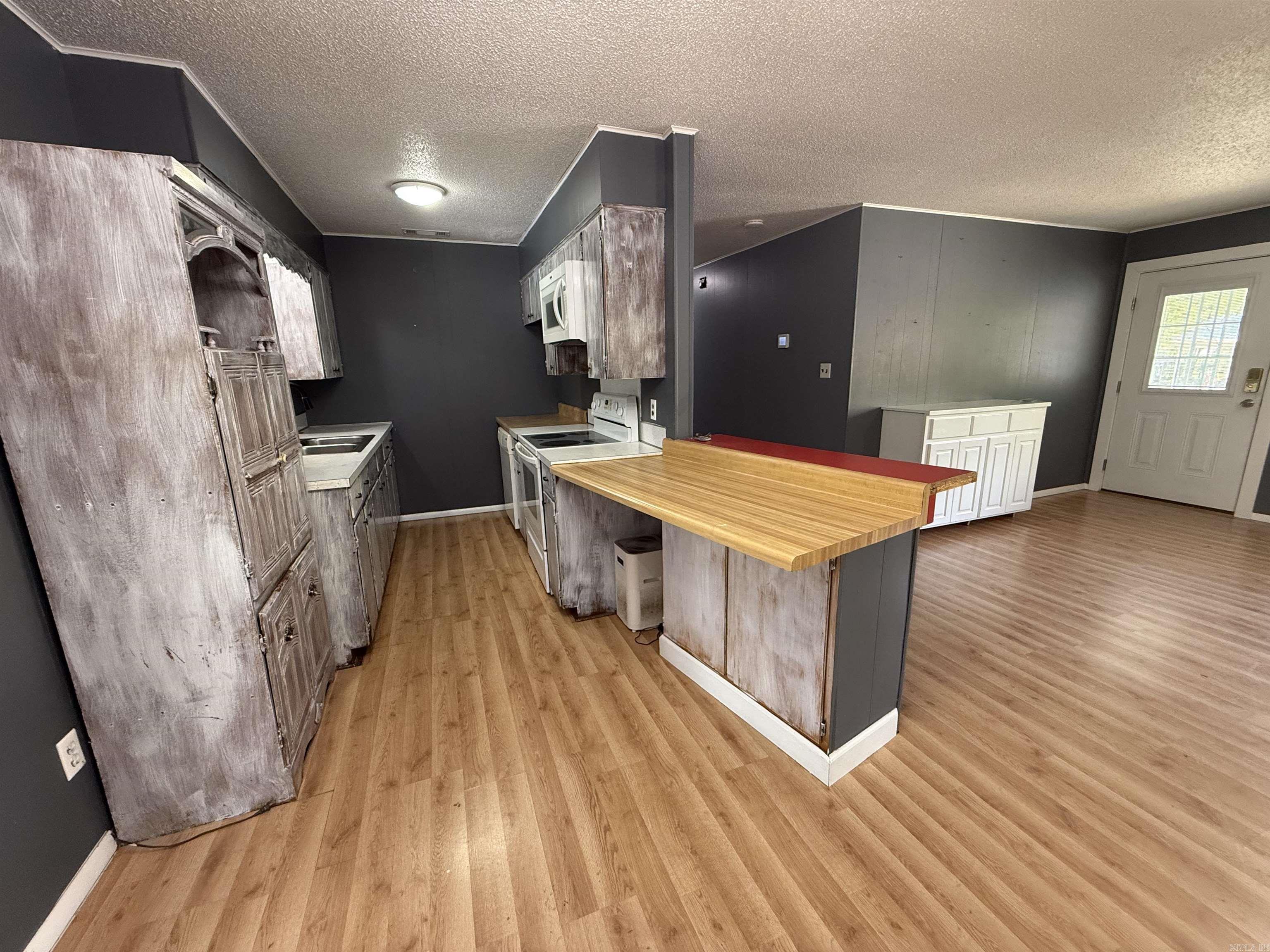 1209  Meadowbrook  Heber Springs, AR