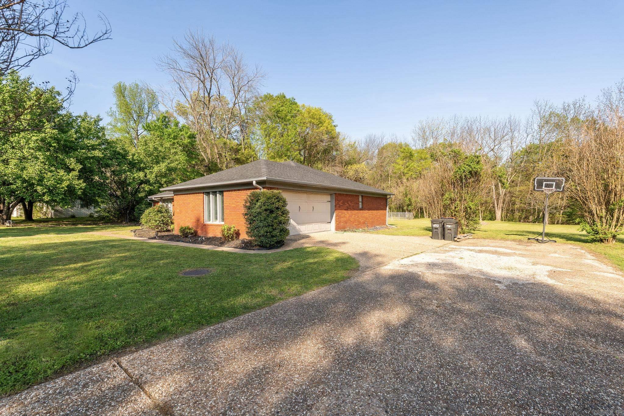 1239 Norman Circle  Alma, AR