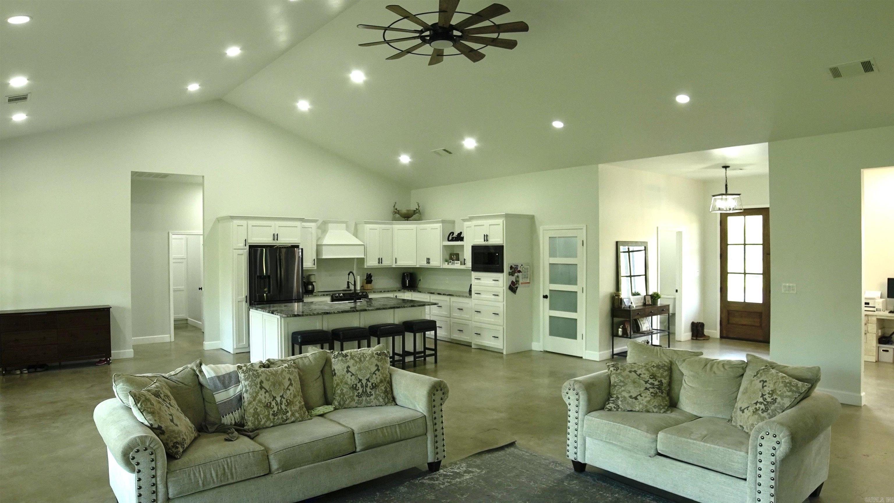 197  Country View  Pearcy, AR