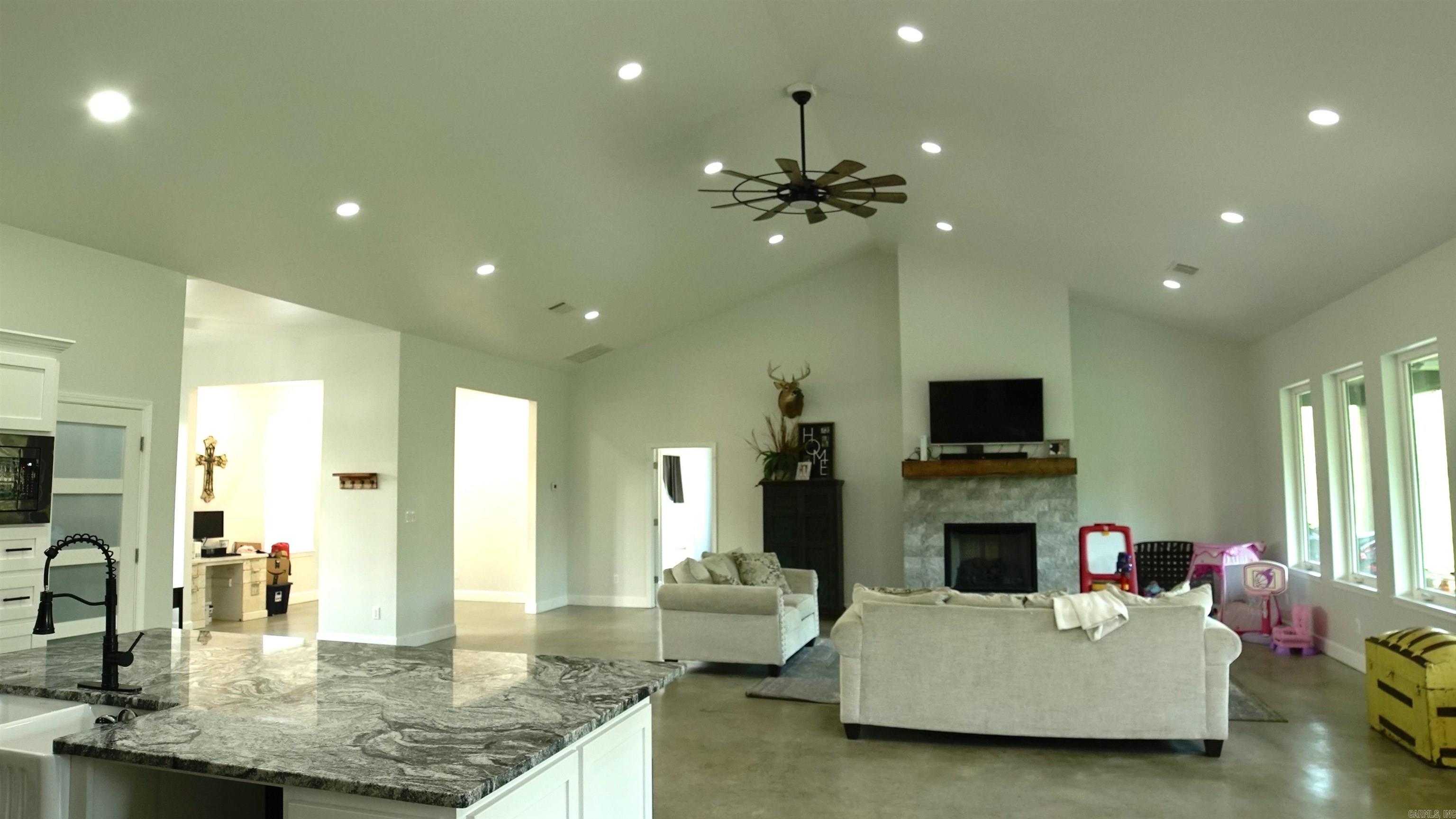 197  Country View  Pearcy, AR