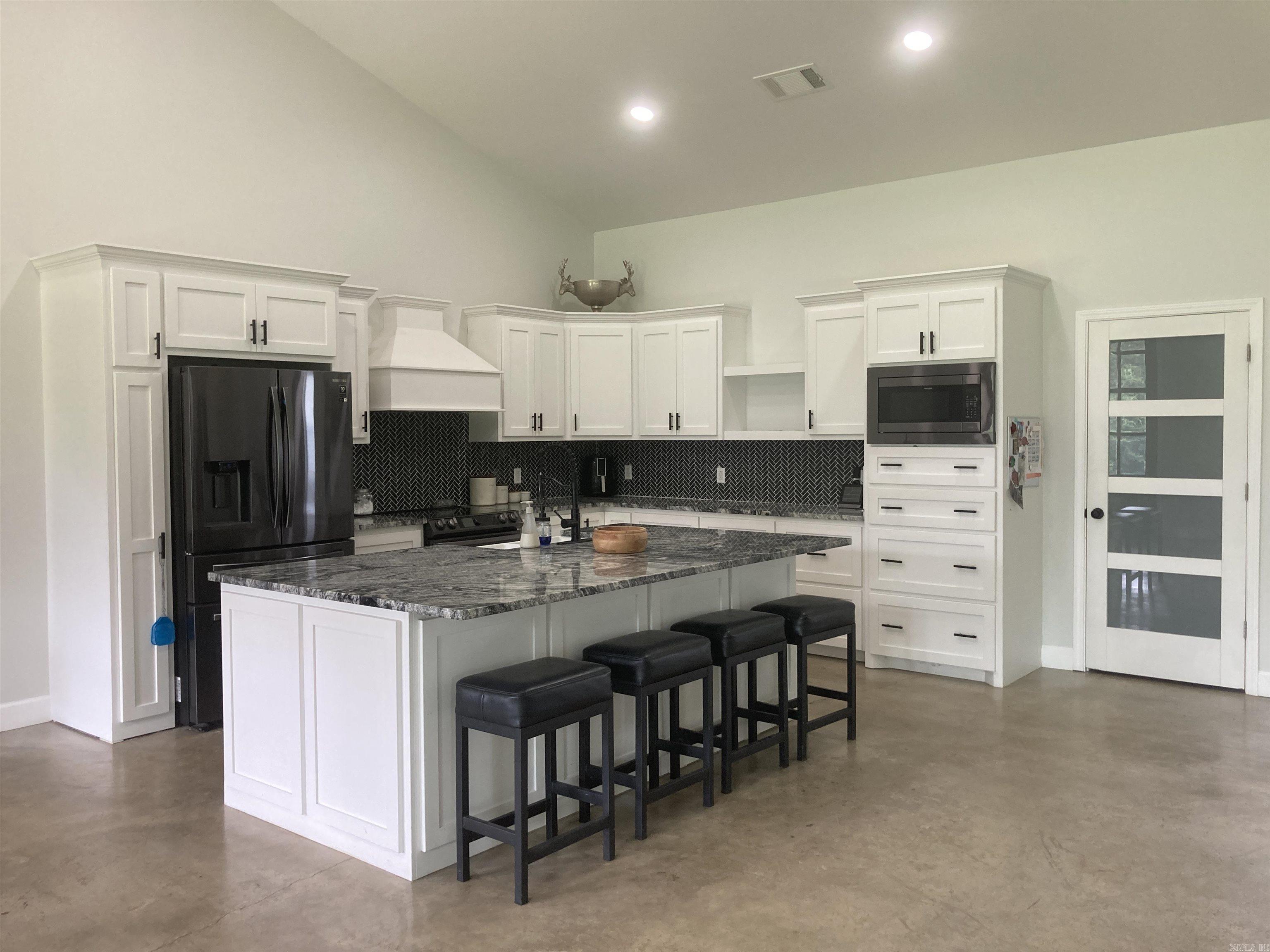 197 Country View Trail Pearcy, AR 71913