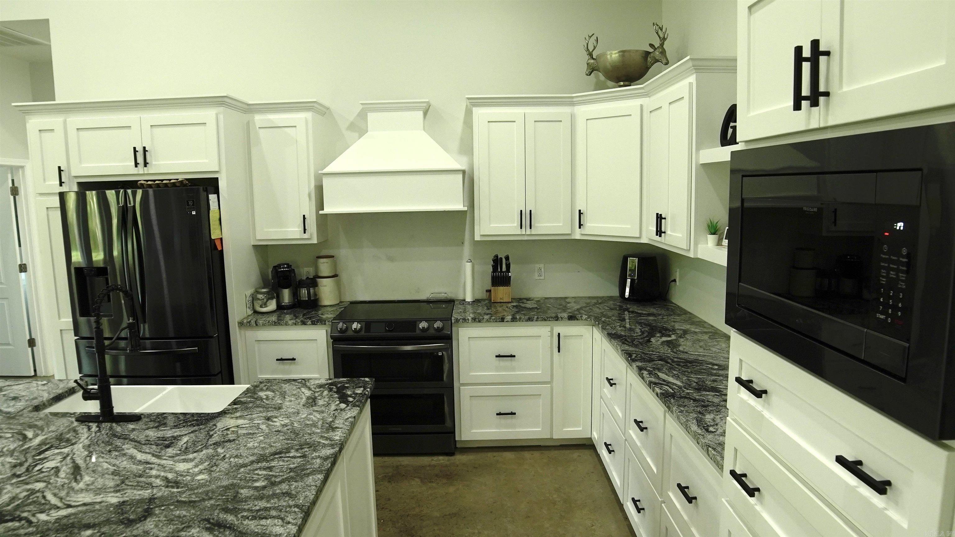 197  Country View  Pearcy, AR