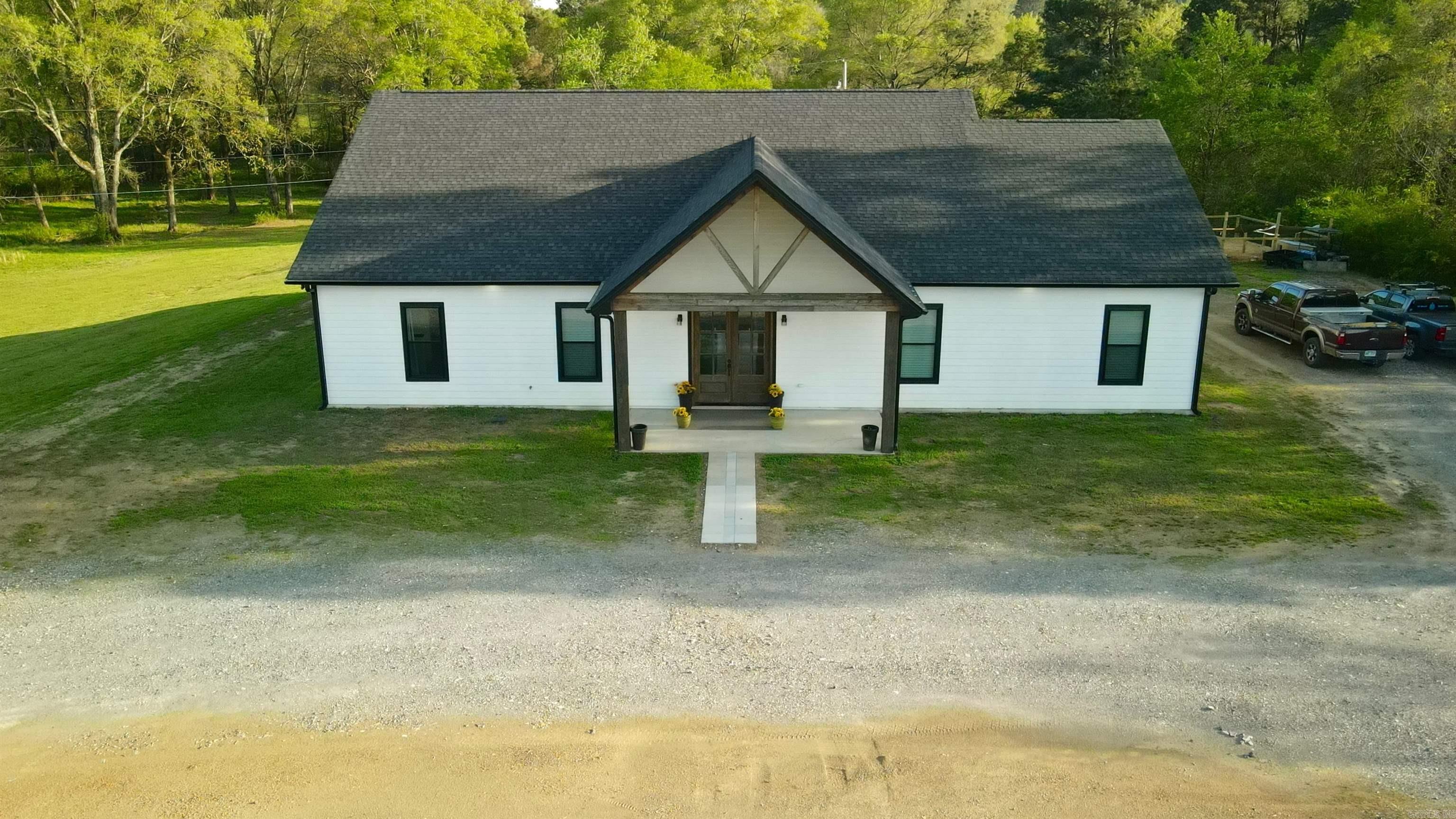 197 Country View Trail Pearcy, AR 71913