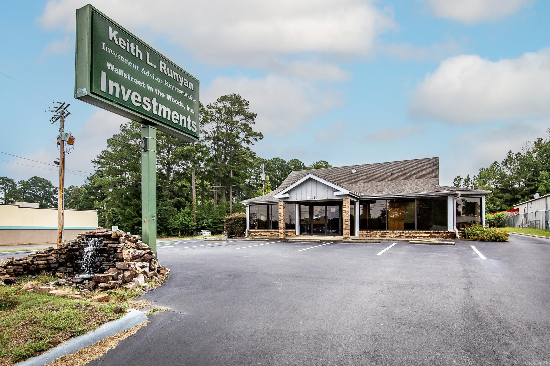 2911  Pine  Arkadelphia, AR