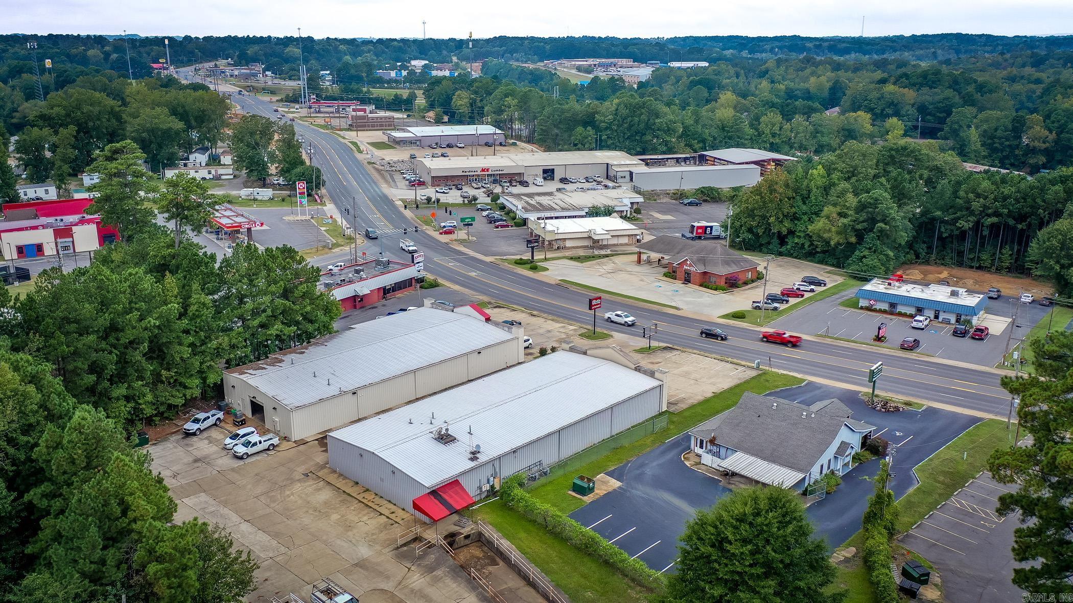 2911  Pine  Arkadelphia, AR