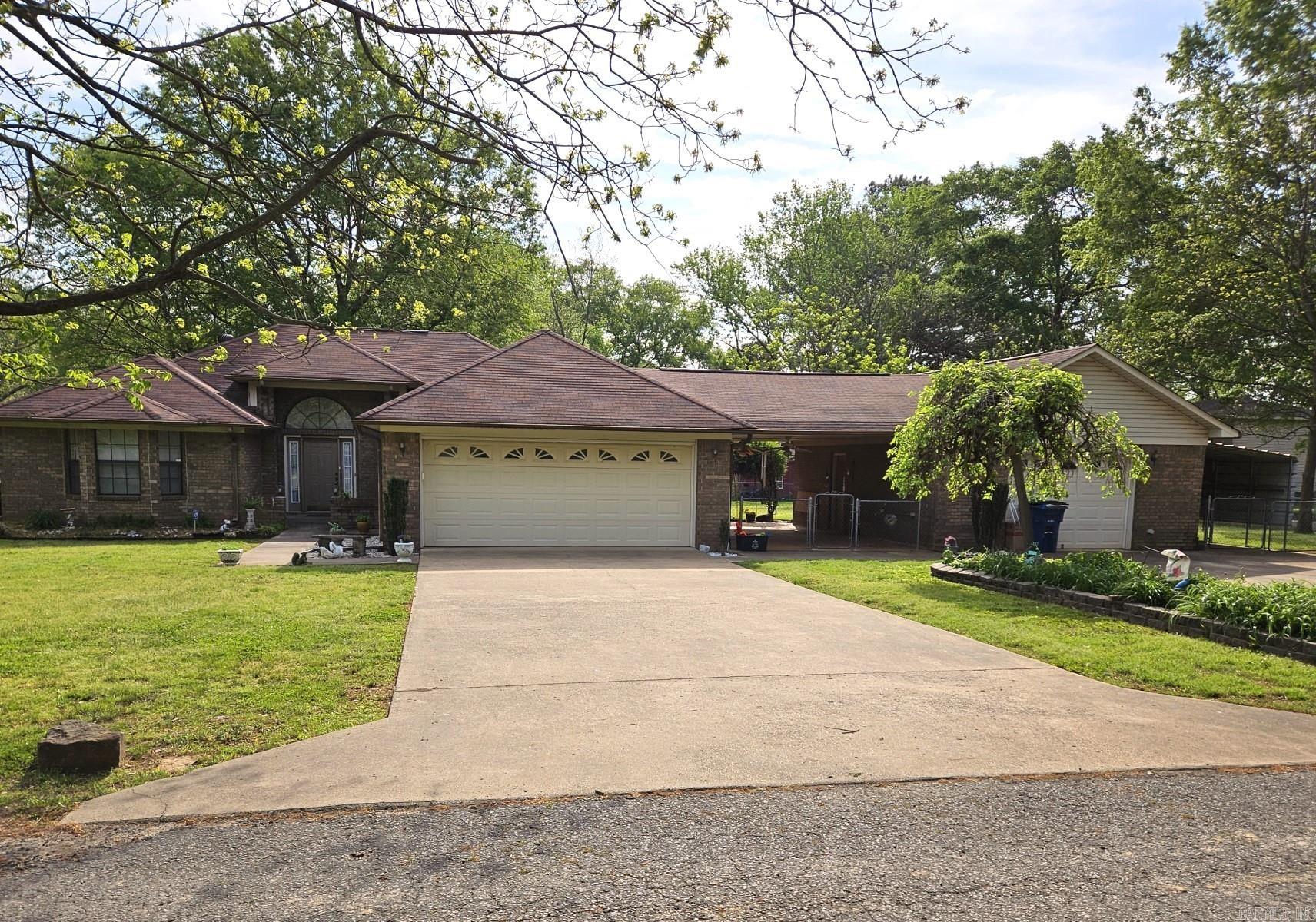 600 N Hickory  Beebe, AR