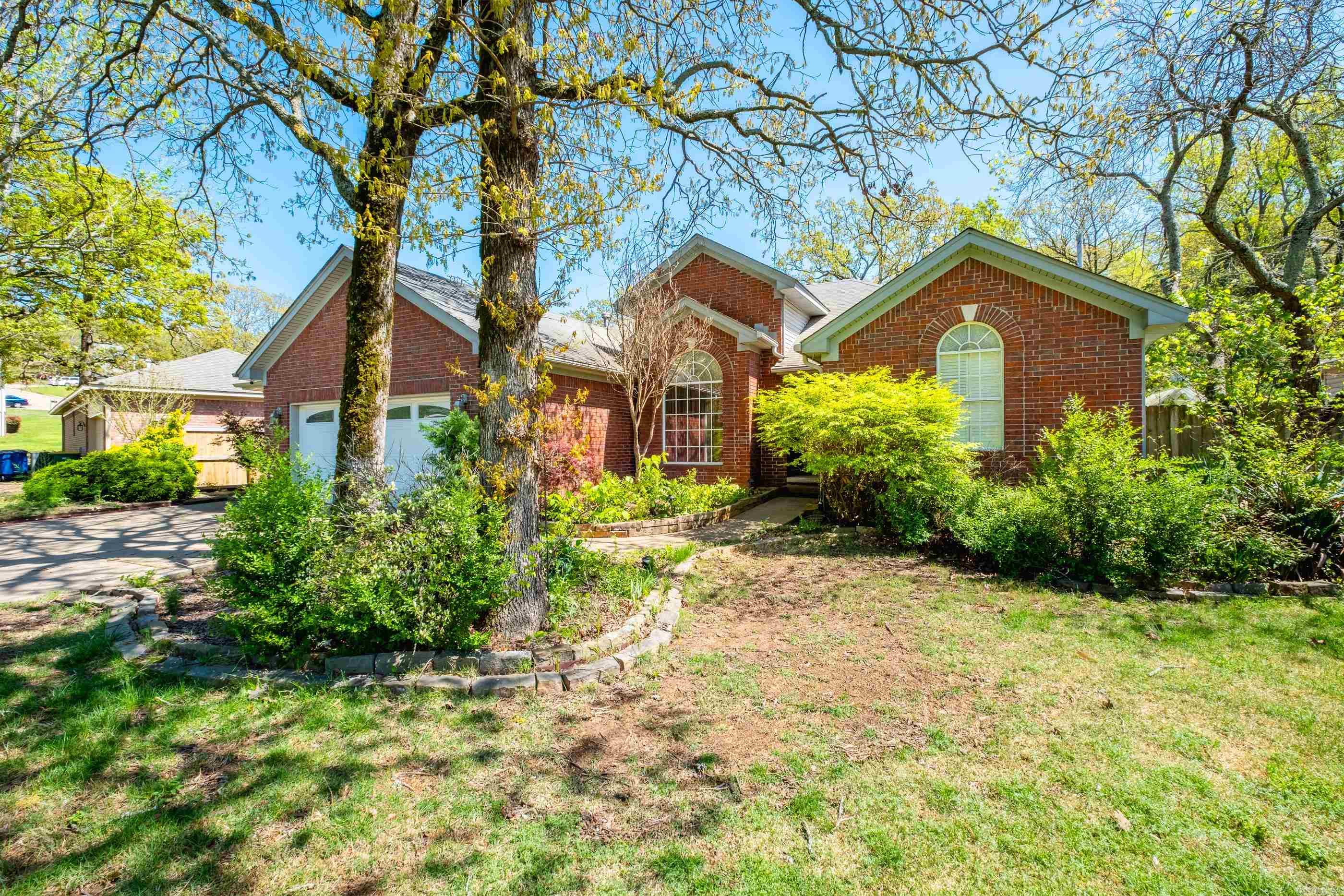 5910 N Locust Street North Little Rock, AR 72116