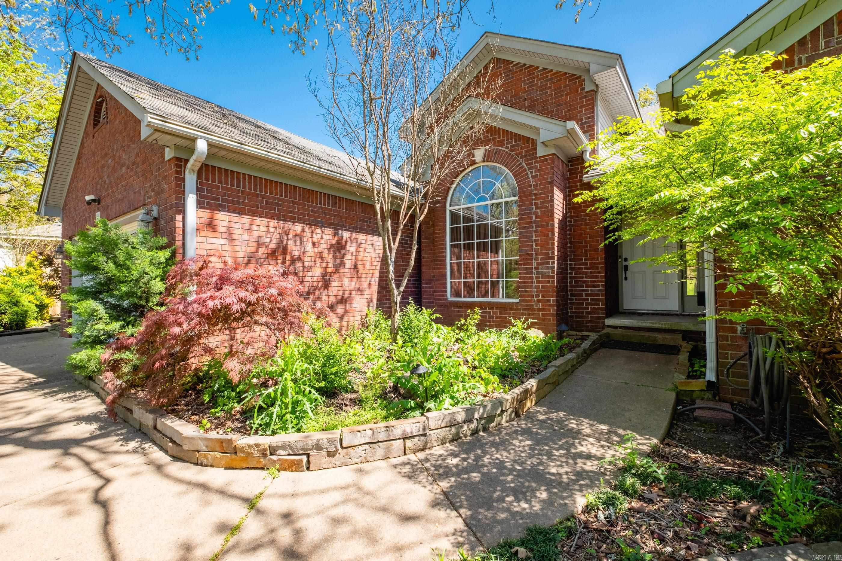 5910 N Locust Street North Little Rock, AR 72116