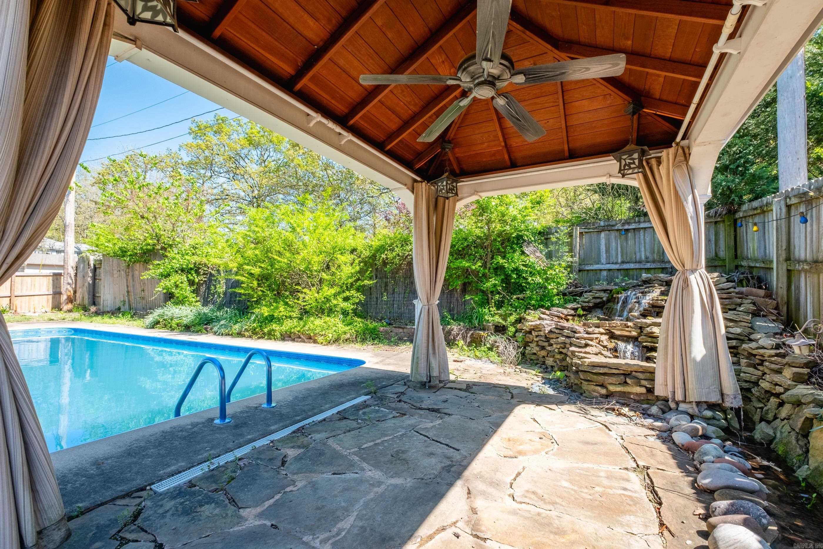 5910 N Locust Street North Little Rock, AR 72116