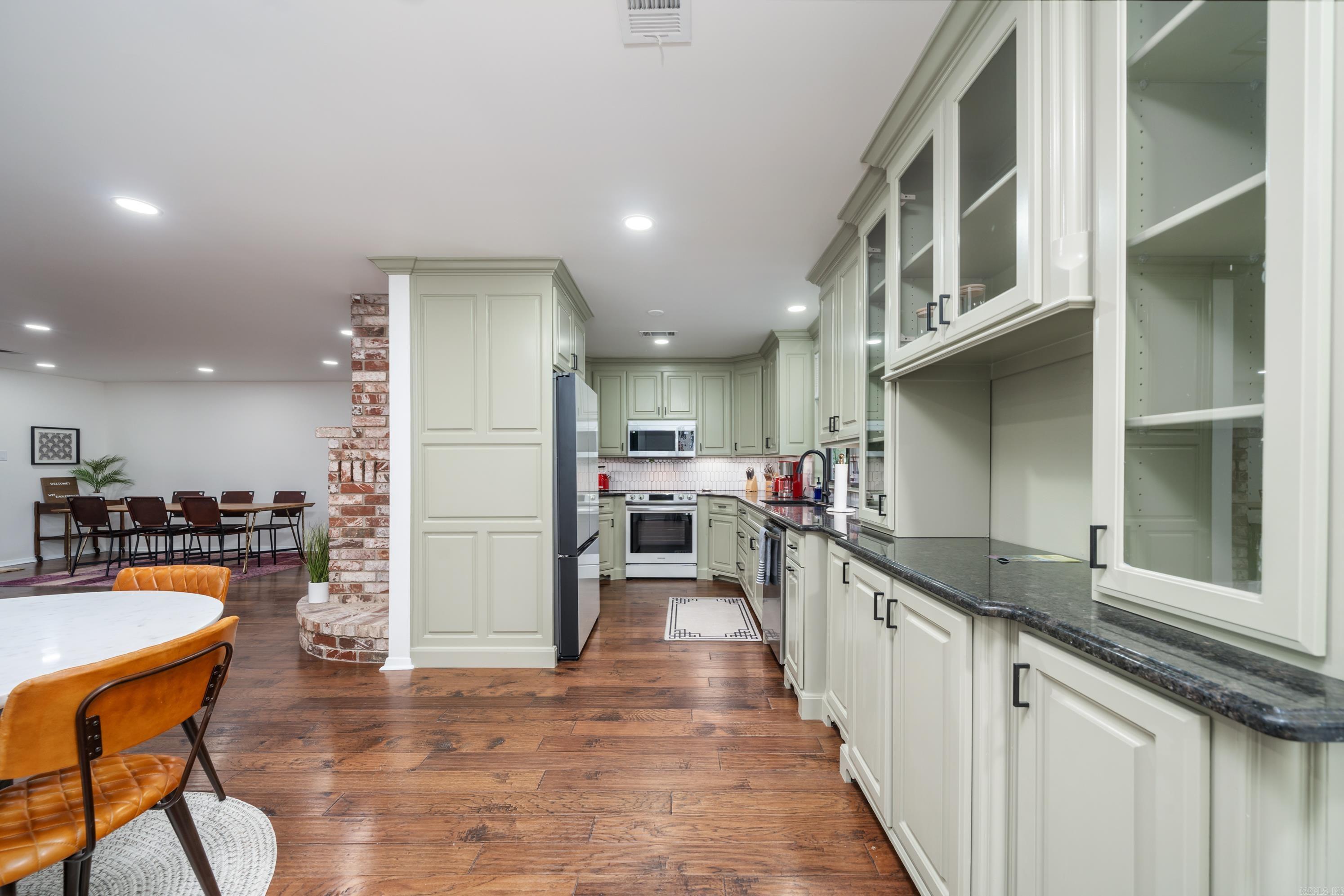 270  Scroggins  Hot Springs, AR