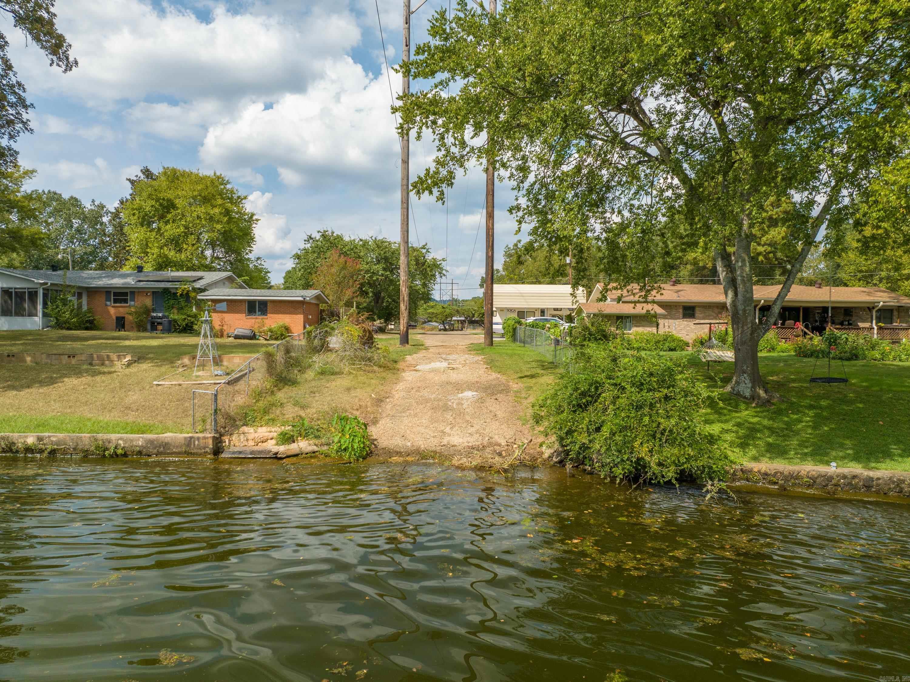 270  Scroggins  Hot Springs, AR