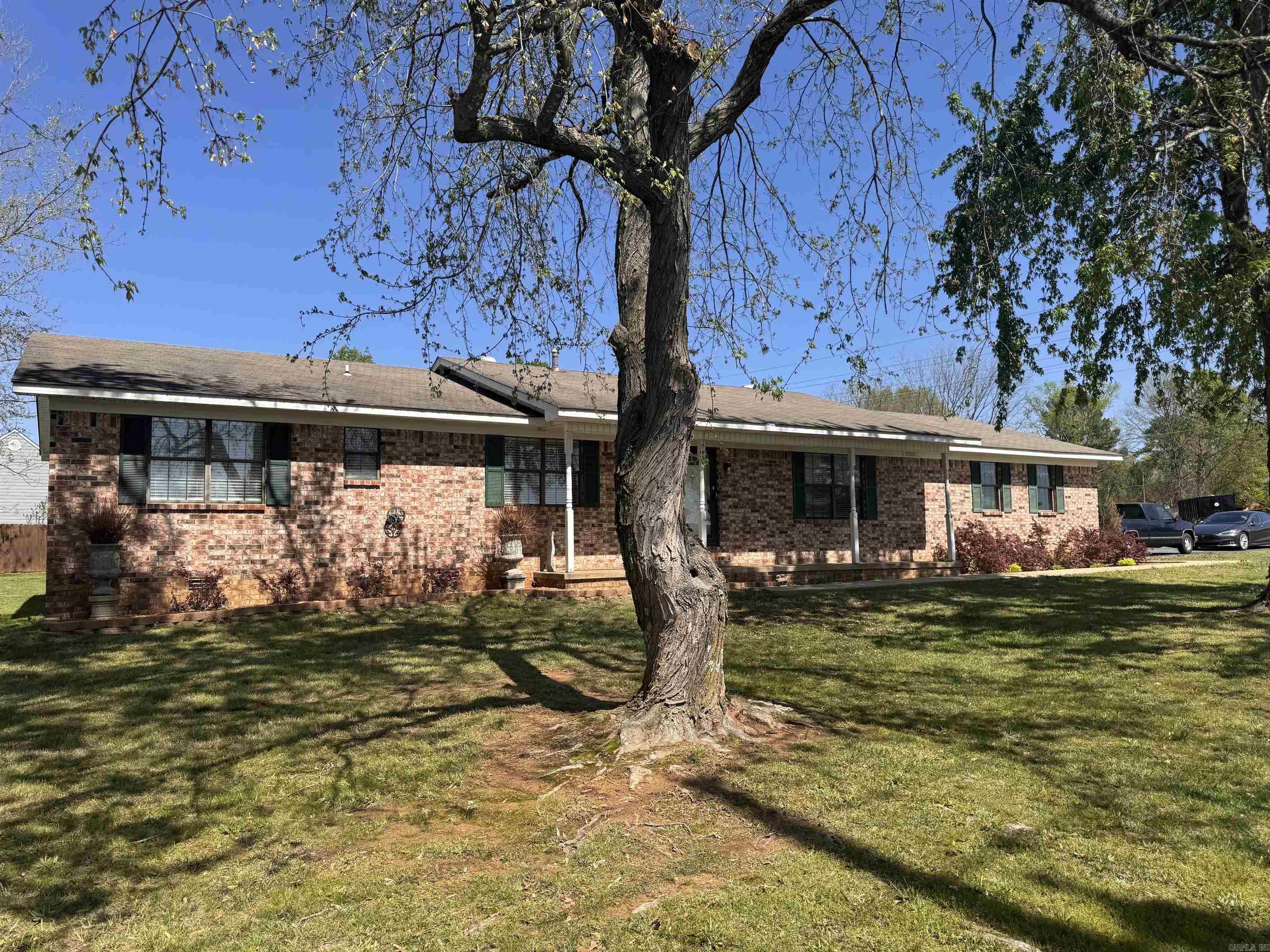148 Meadow Brook Drive Searcy, AR 72143