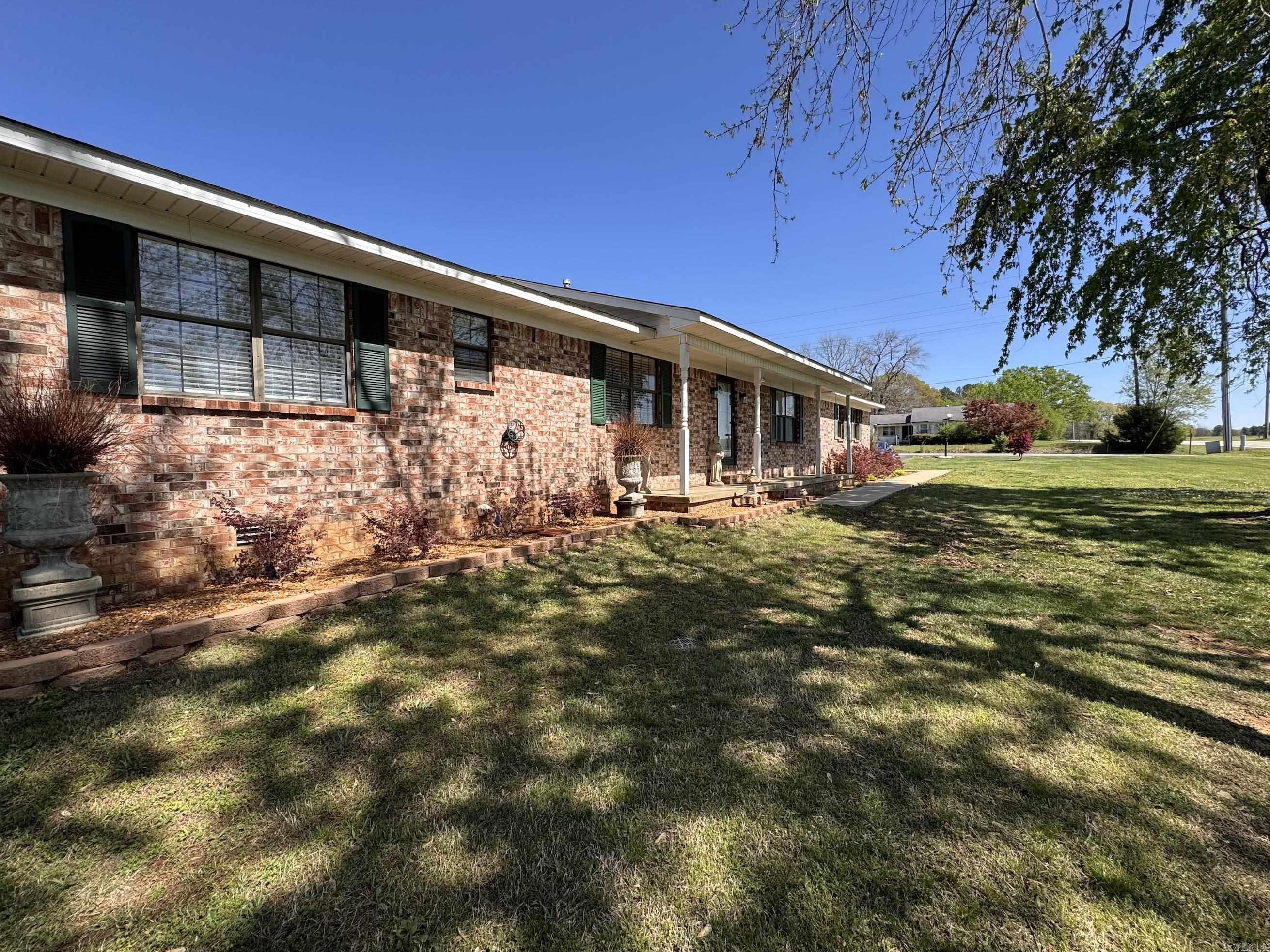 148 Meadow Brook Drive Searcy, AR 72143