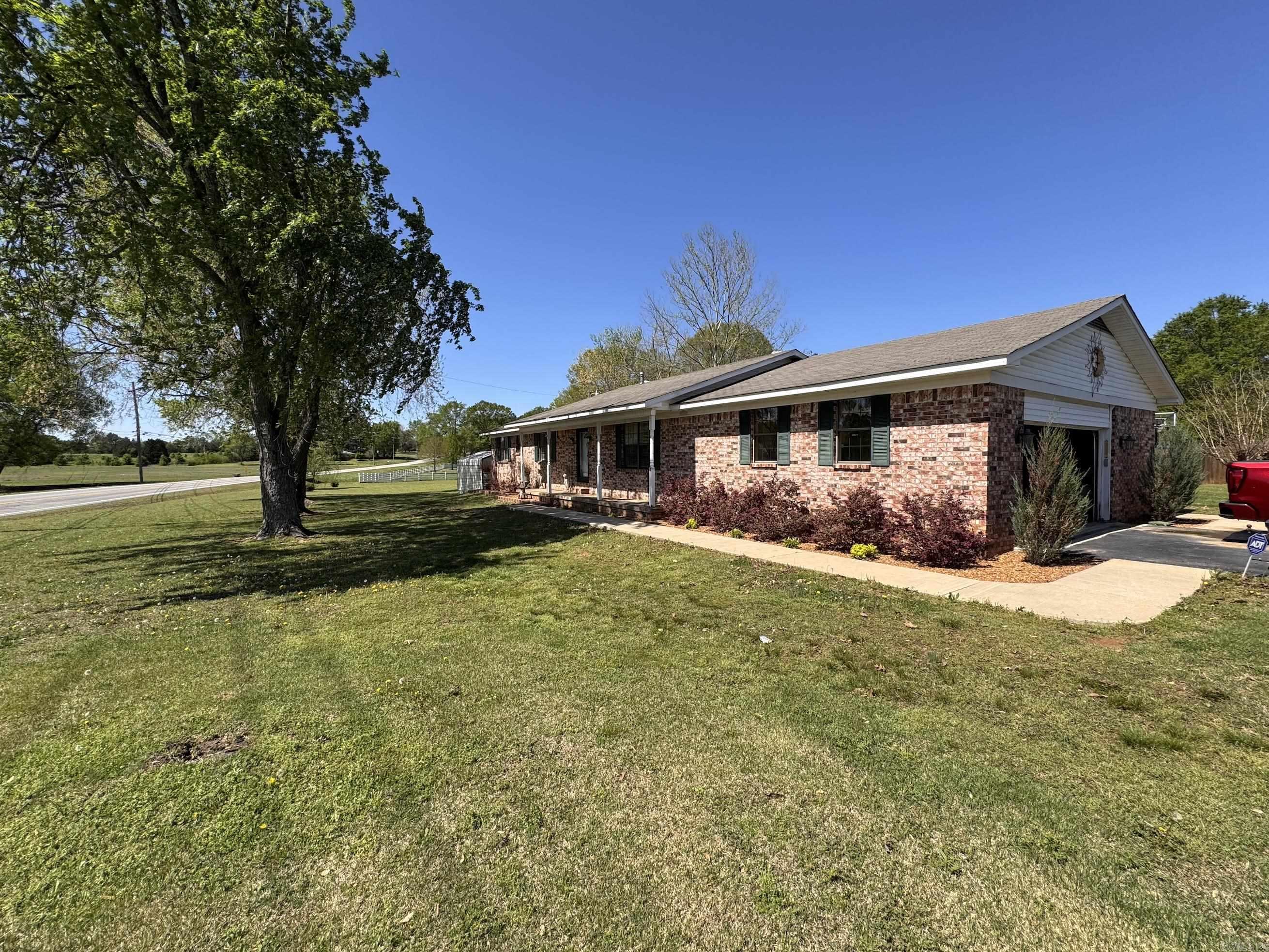 148 Meadow Brook Drive Searcy, AR 72143