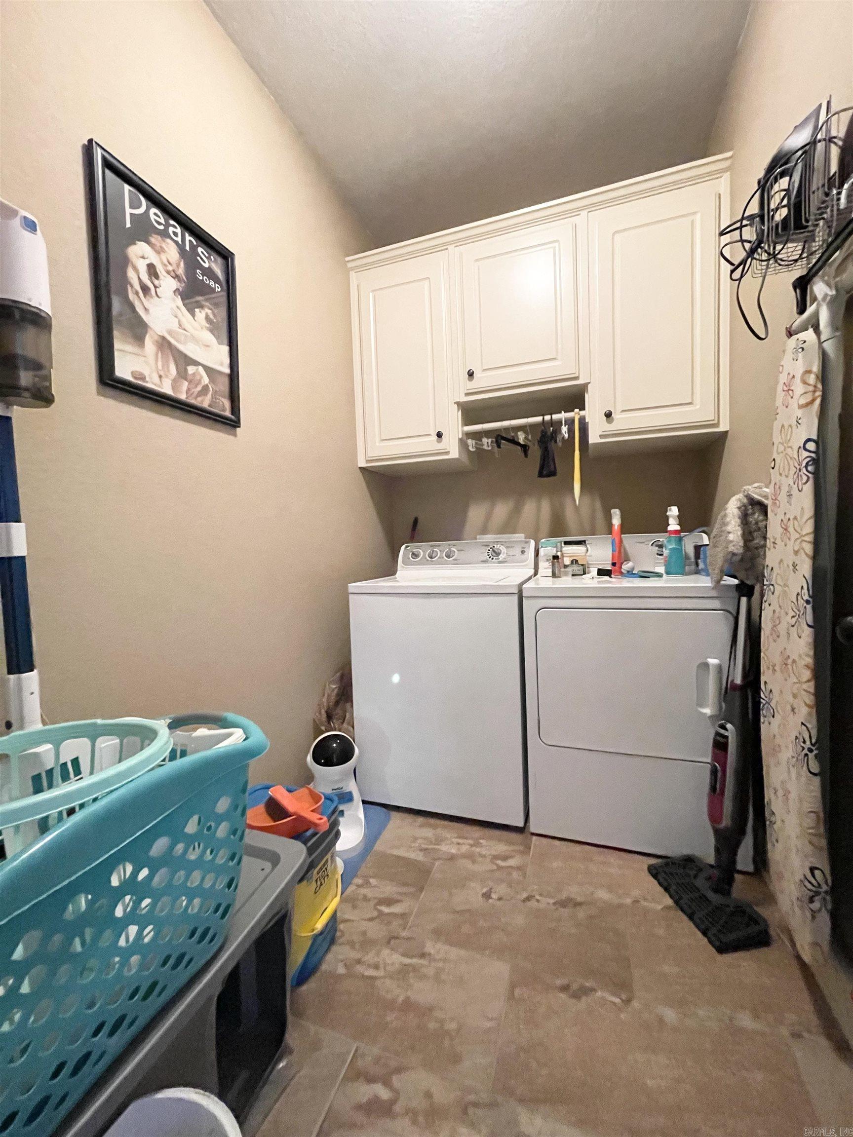 732  Mango  Austin, AR