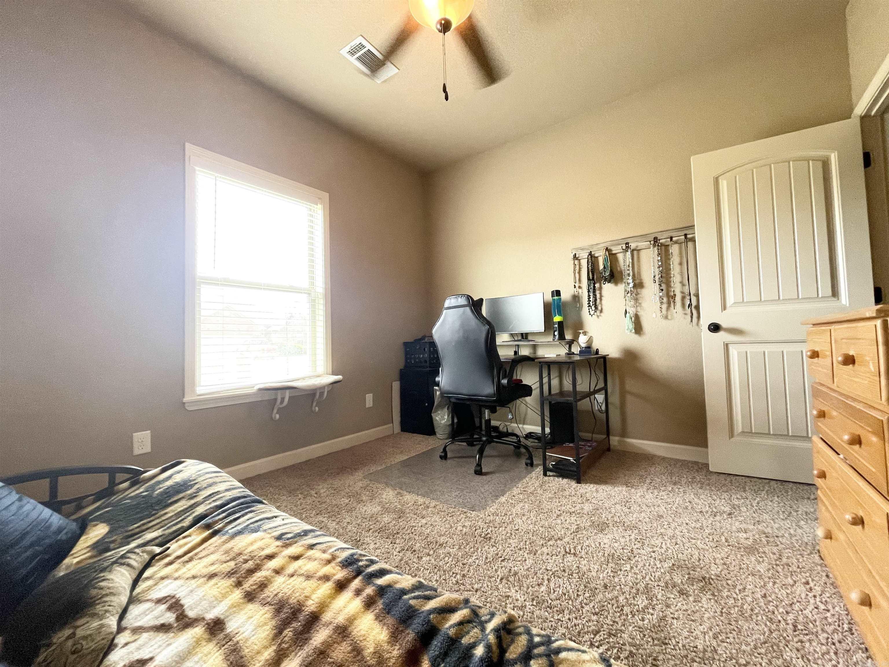 732  Mango  Austin, AR