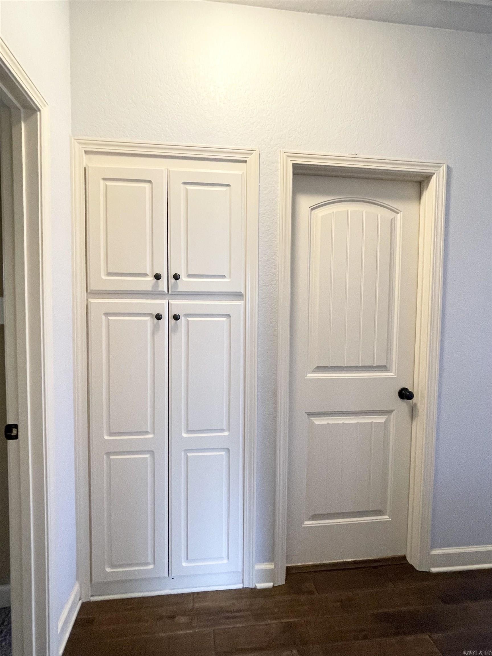 732  Mango  Austin, AR