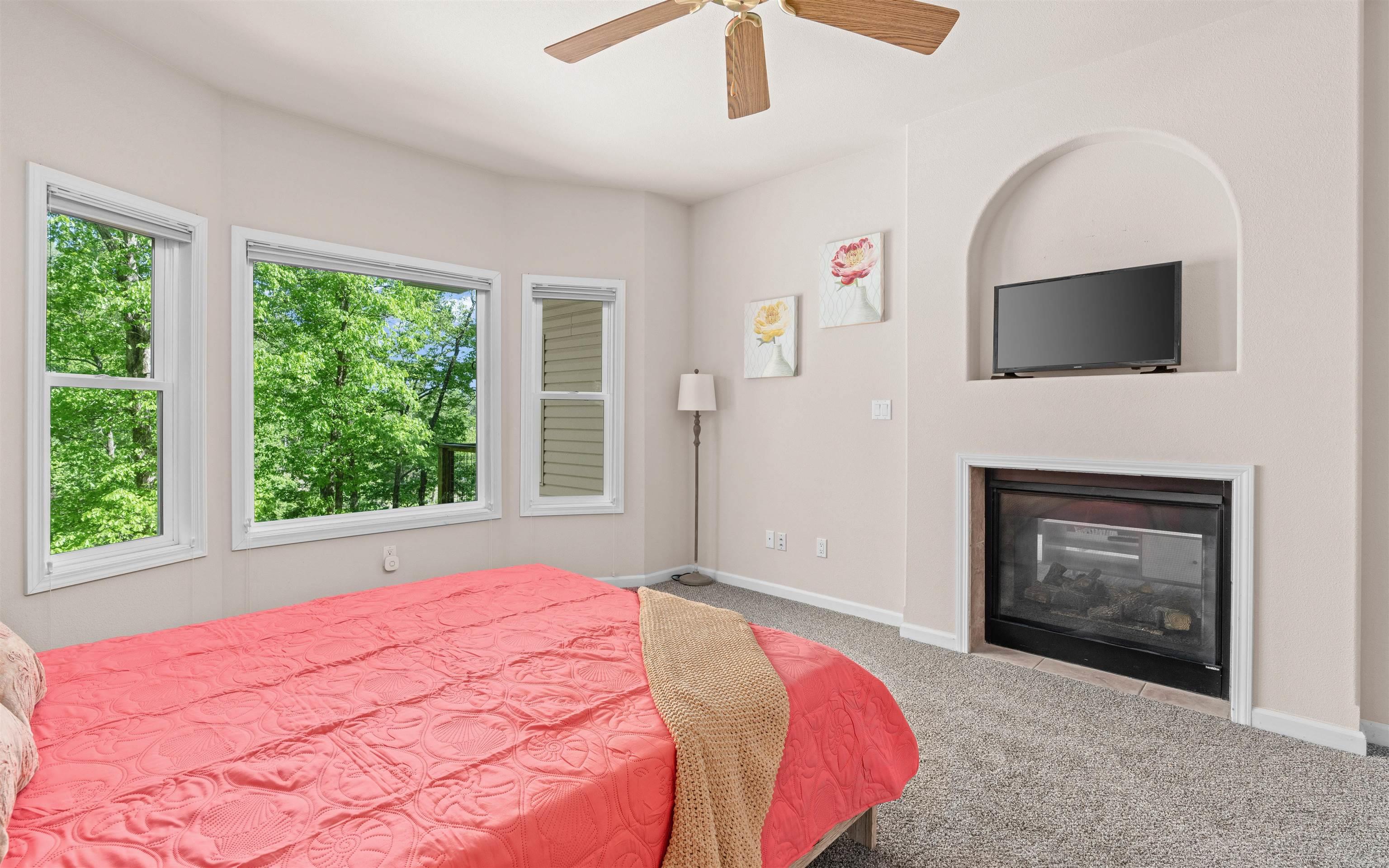 2  Bajada  Hot Springs Village, AR
