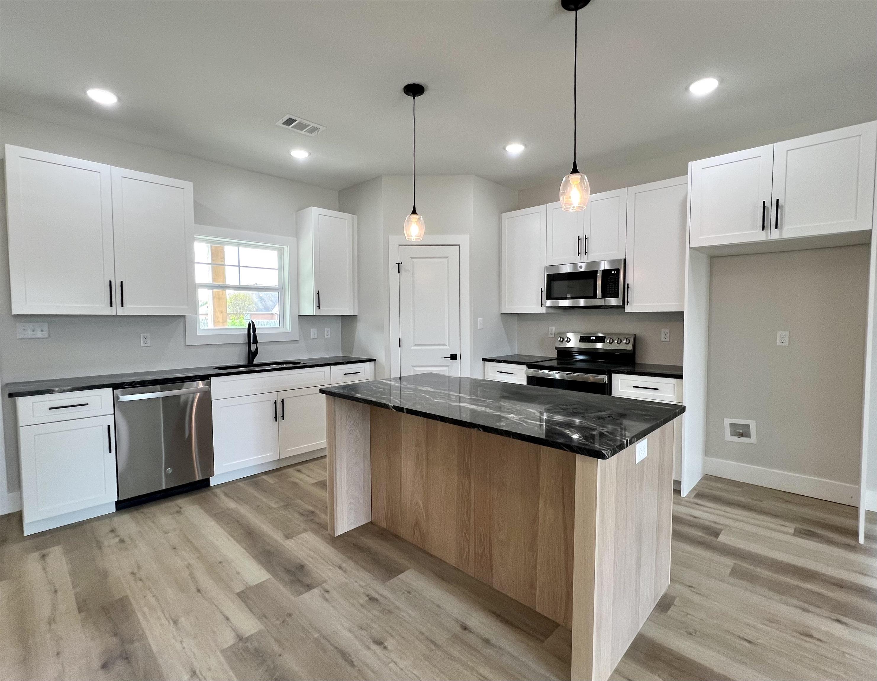 1217  Stella  Trumann, AR