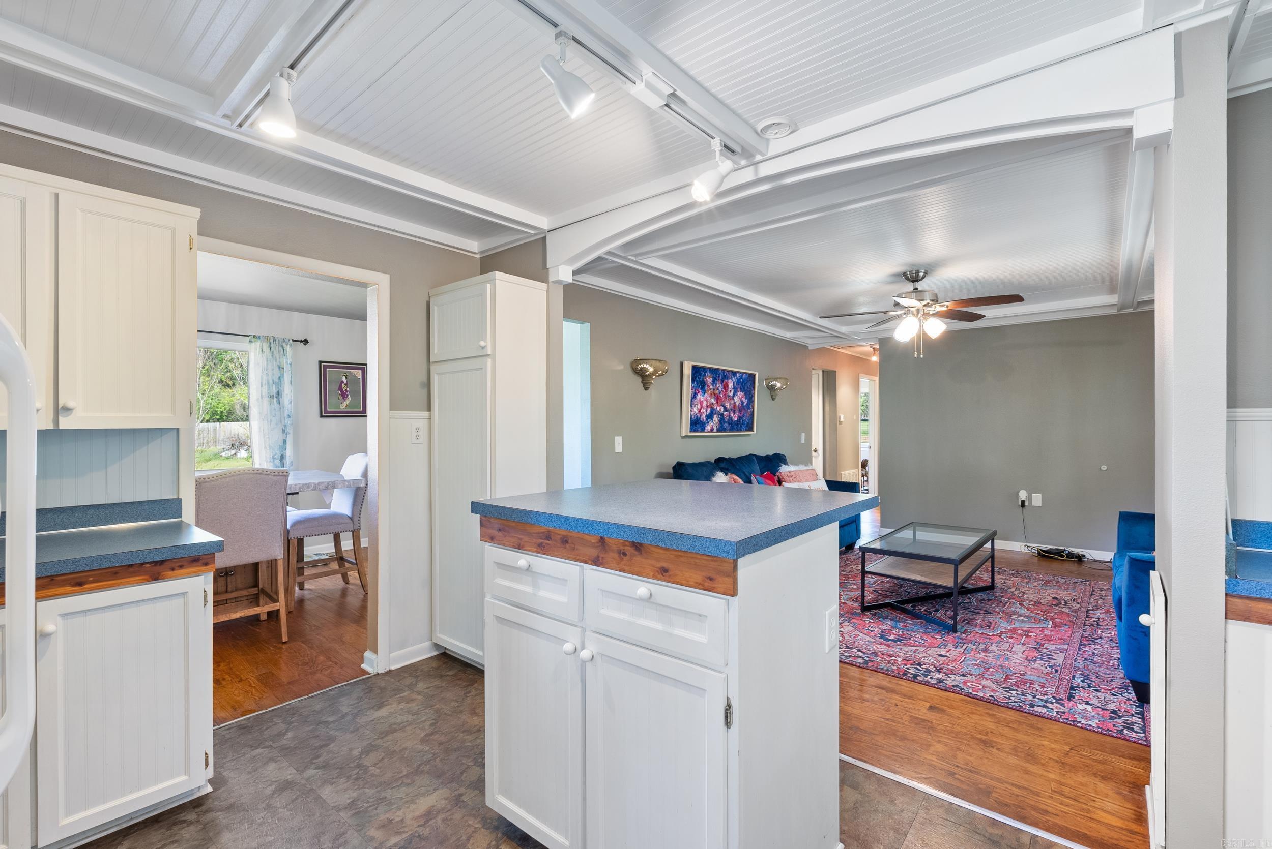 979  Winrock Drive  Morrilton, AR