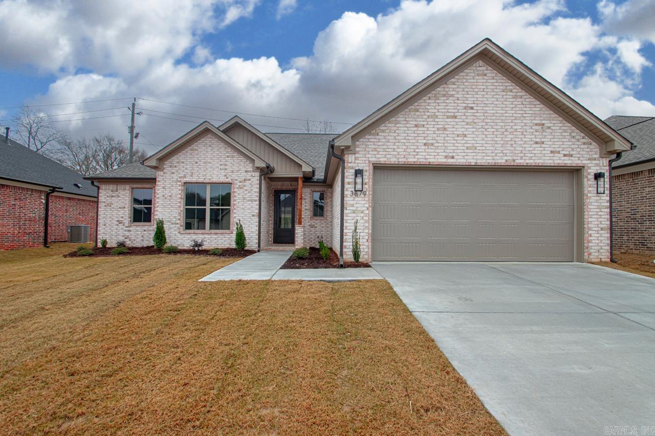 3879 Spencer Crossing Drive Benton, AR 72019