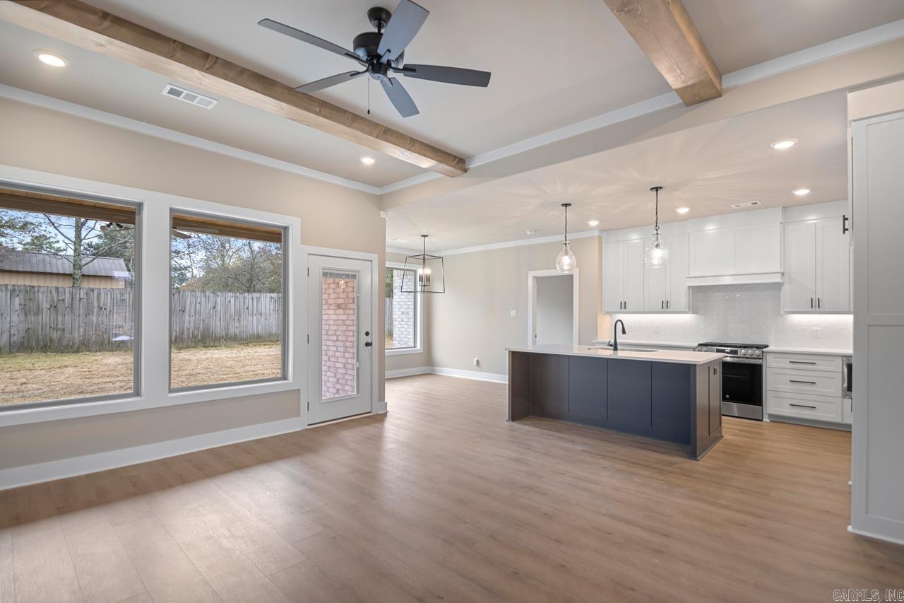 3879 Spencer Crossing Drive Benton, AR 72019