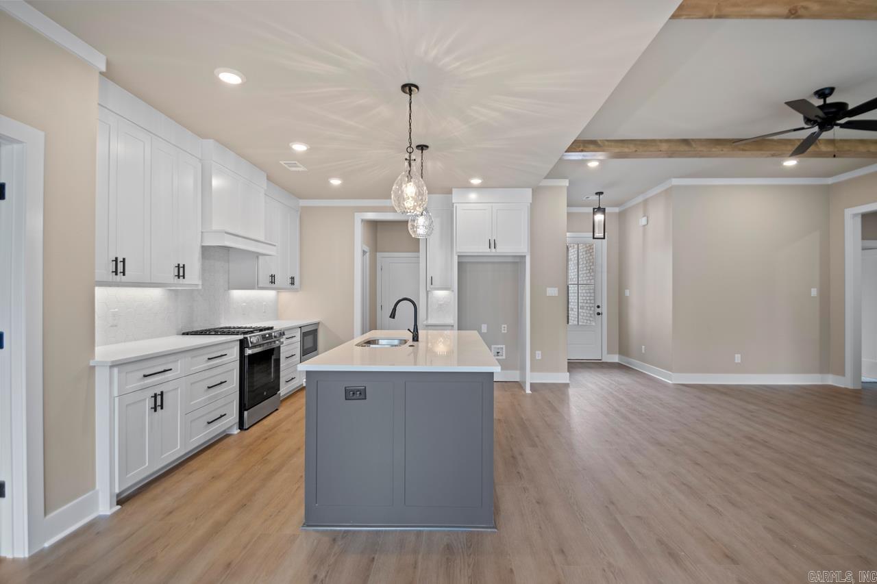 3879 Spencer Crossing Drive Benton, AR 72019