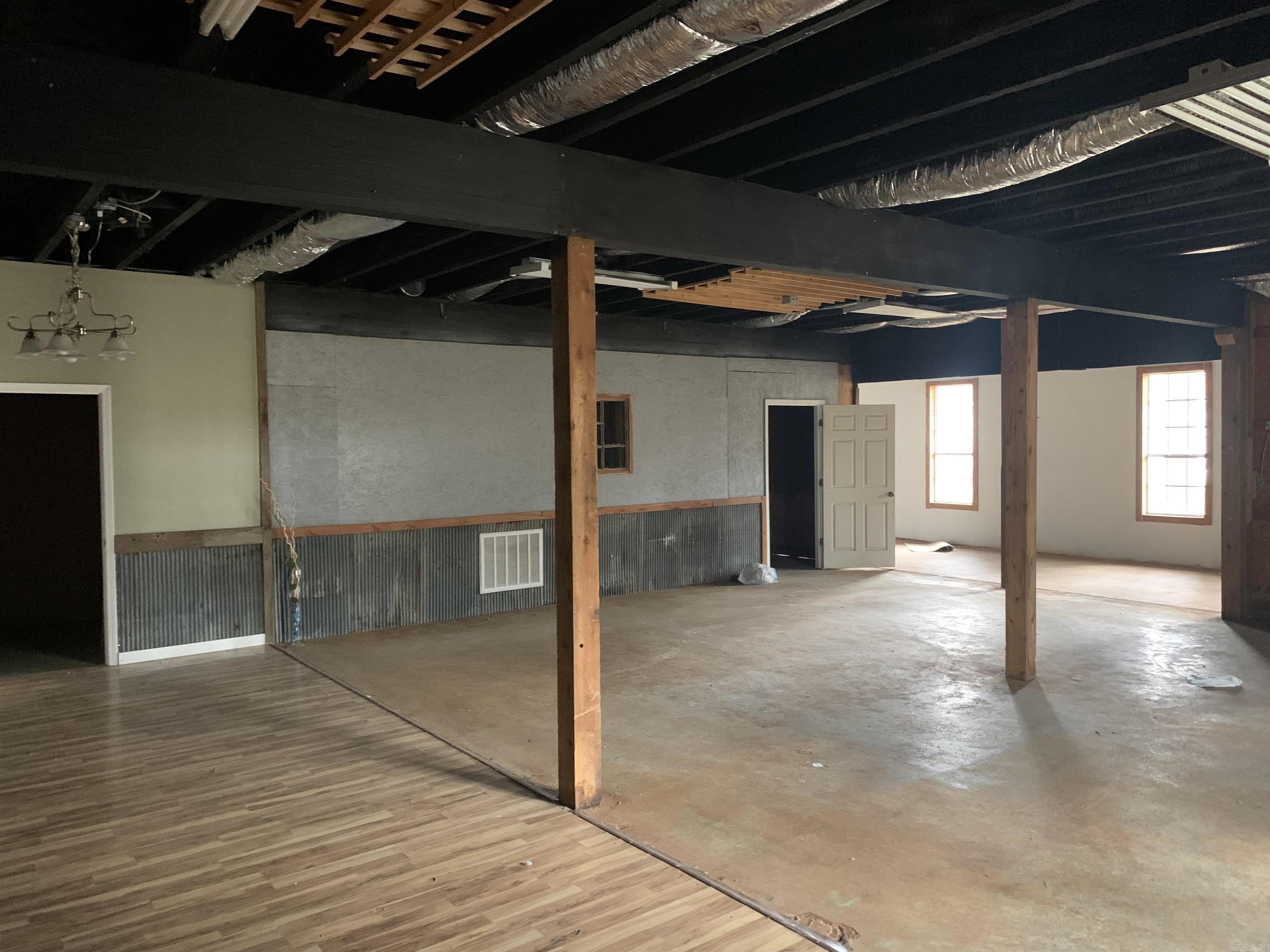2747  Hwy 65 South  Clinton, AR