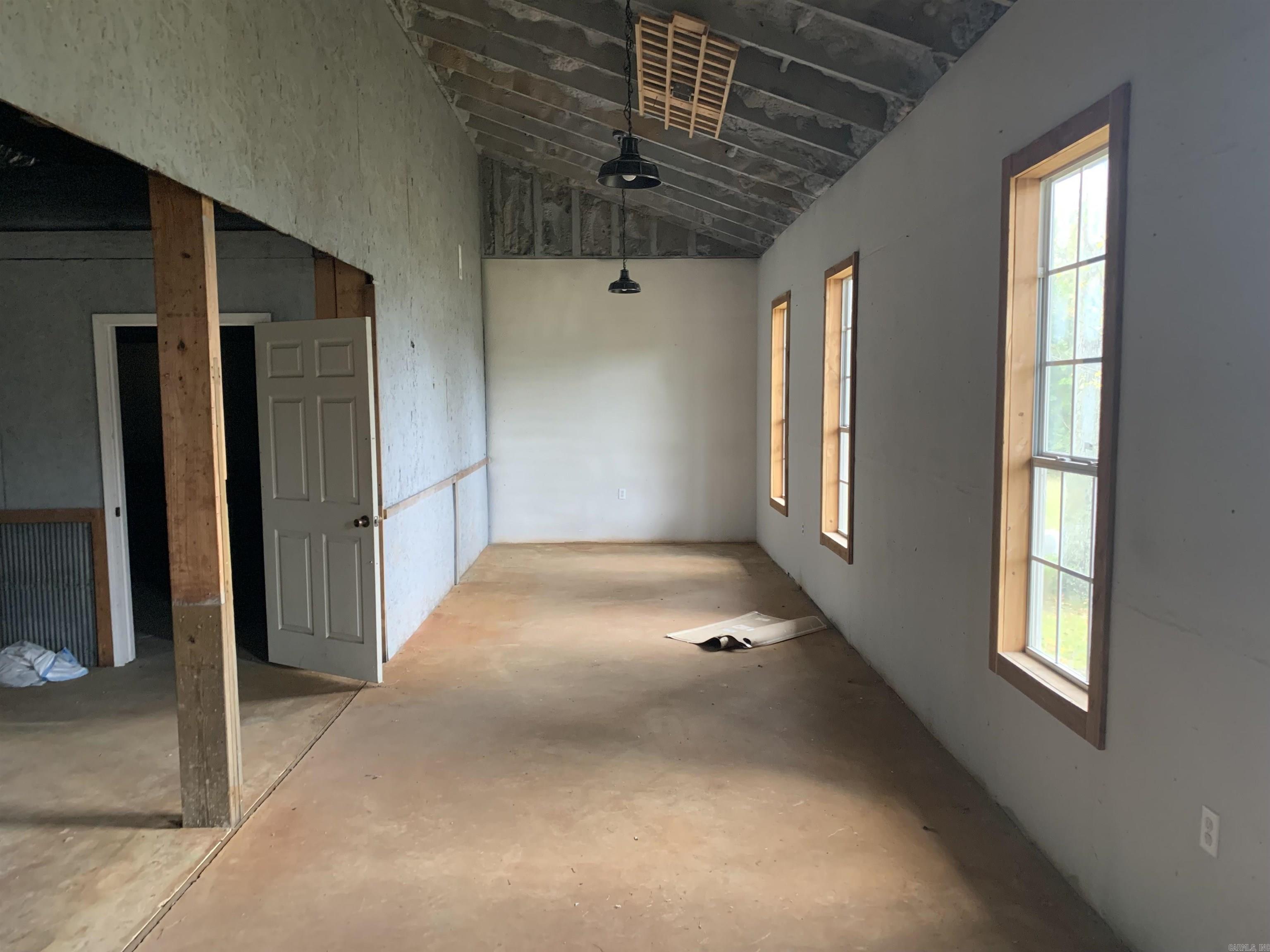 2747  Hwy 65 South  Clinton, AR