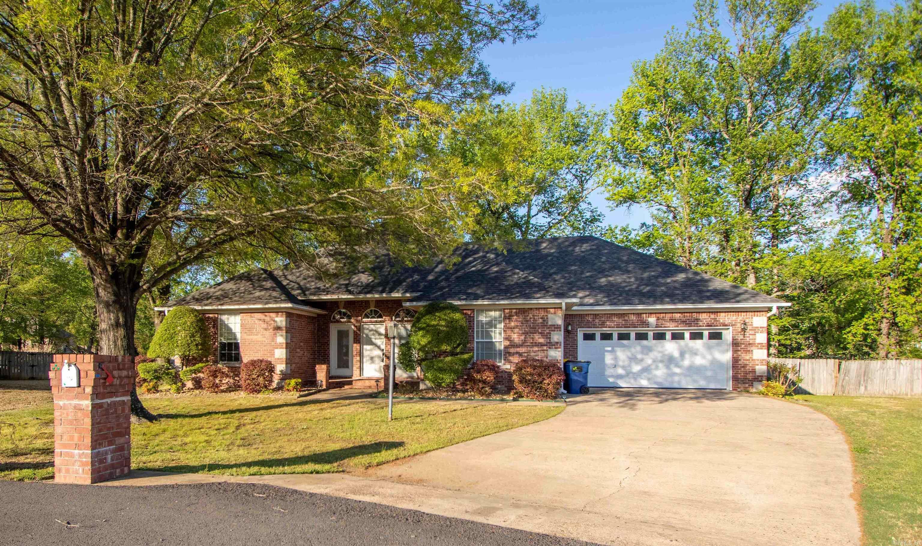 42  Glendale  Cabot, AR