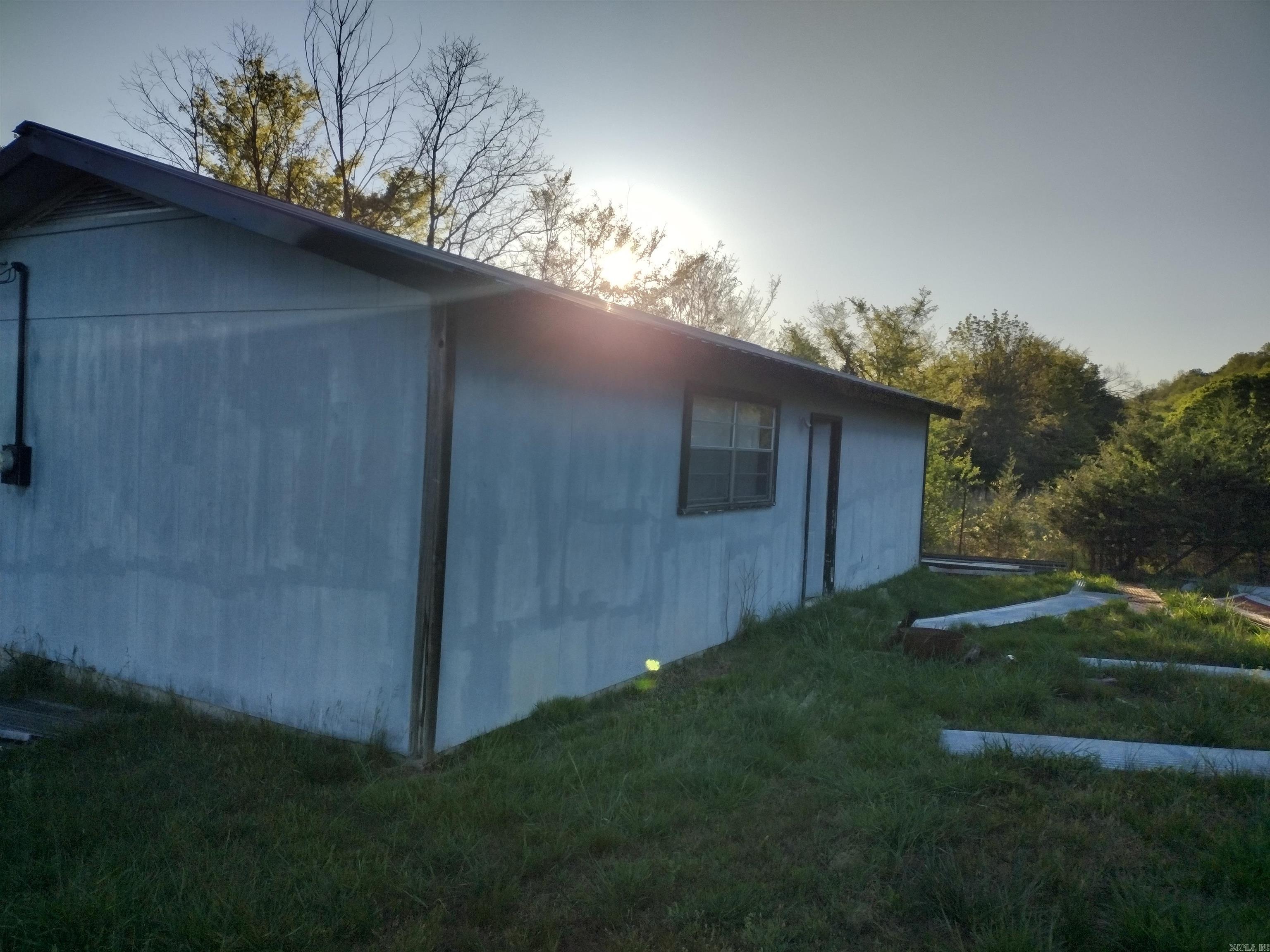 17251  HWY 66  Mountain View, AR